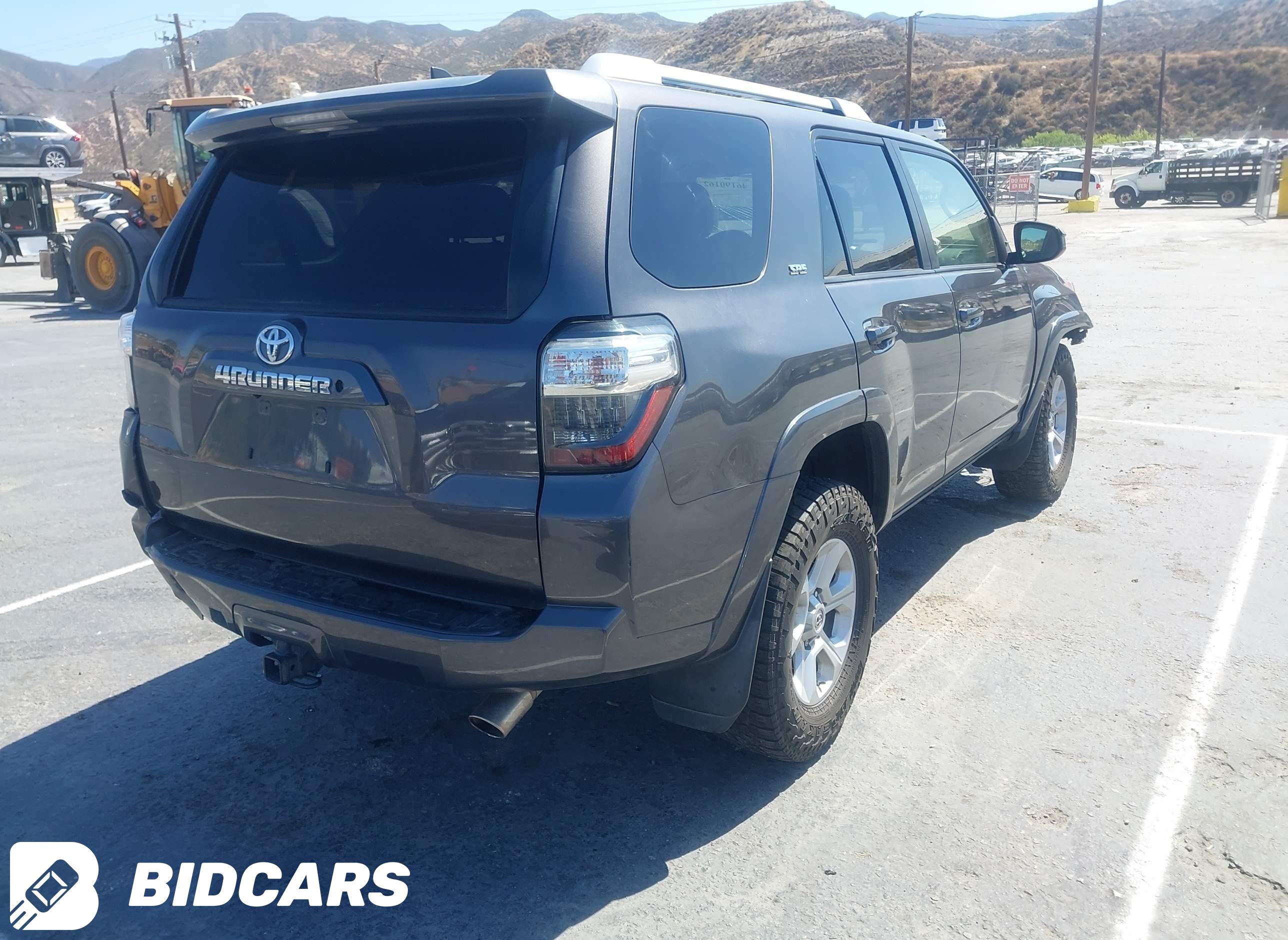 2017 Toyota 4runner, SR5