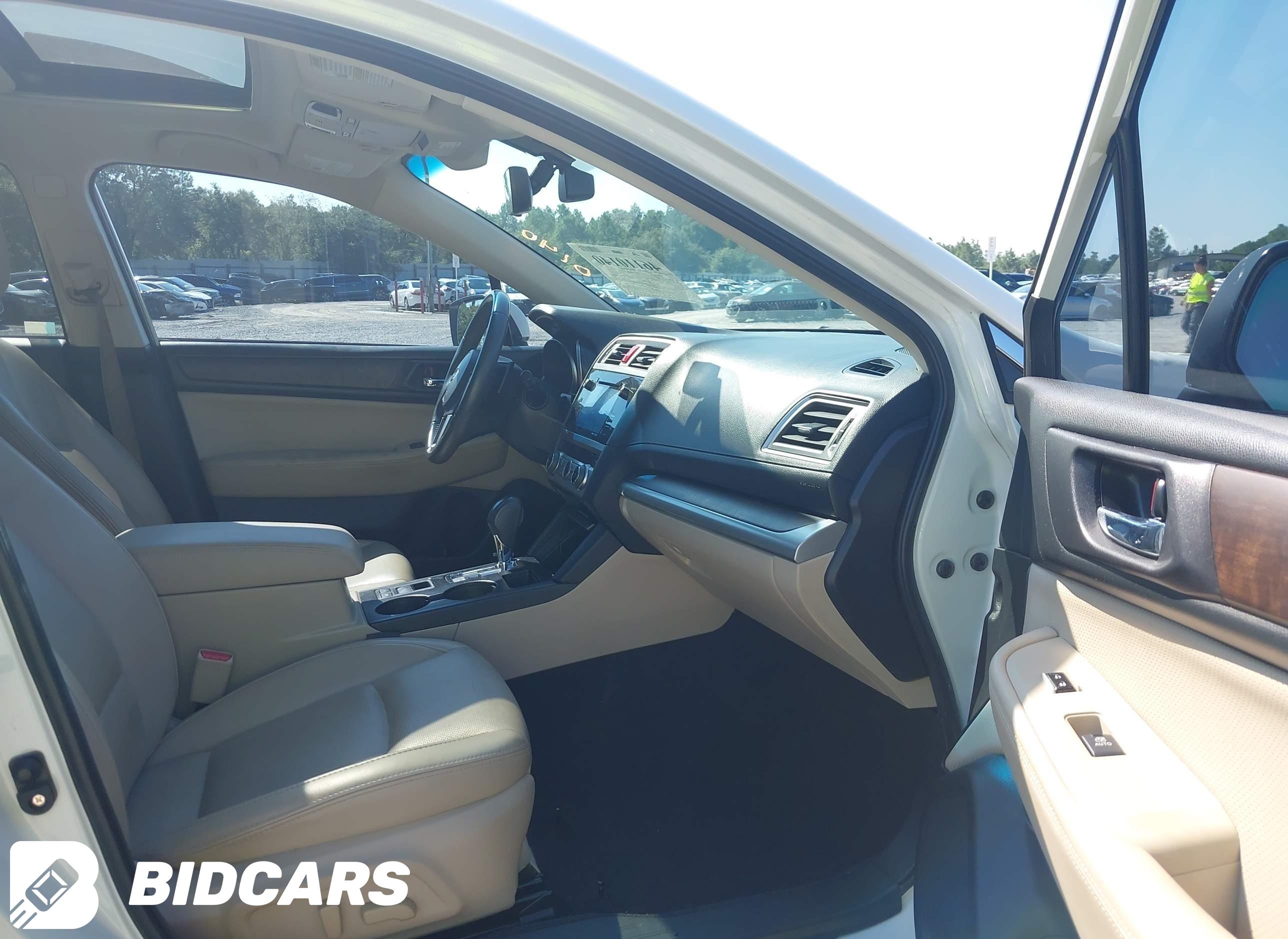 2017 Subaru Outback, 2.5I Lim...