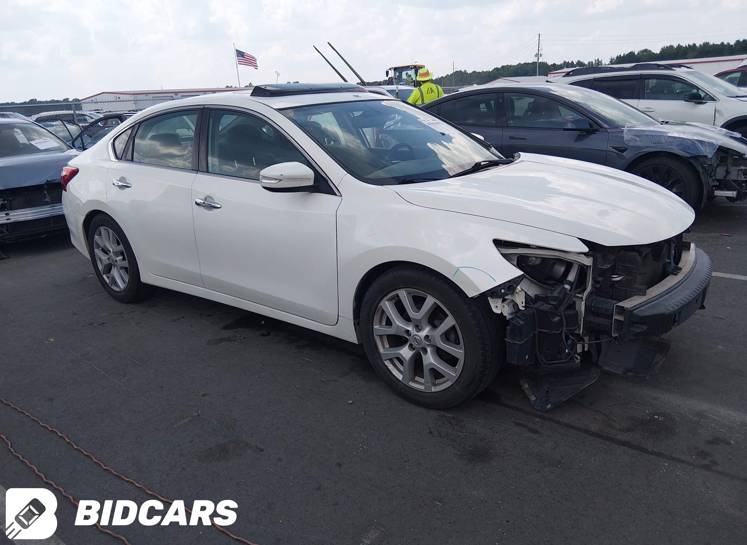 2016 Nissan Altima, 2.5 SV