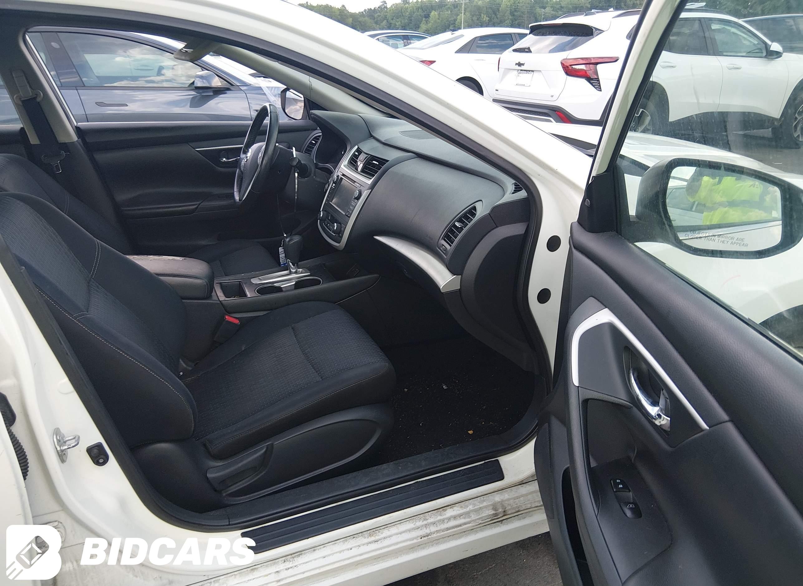 2016 Nissan Altima, 2.5 SV