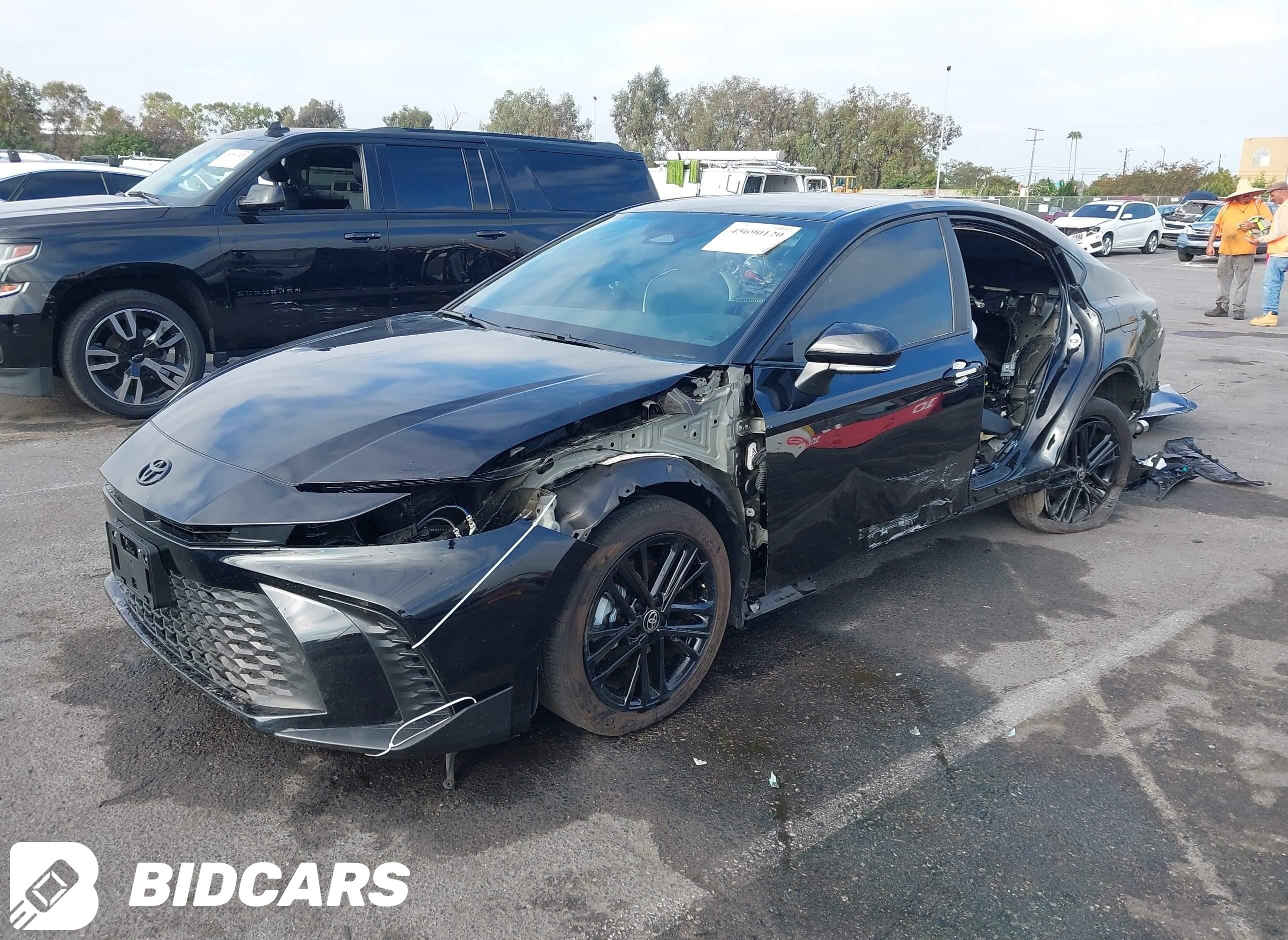 2025 Toyota Camry, SE
