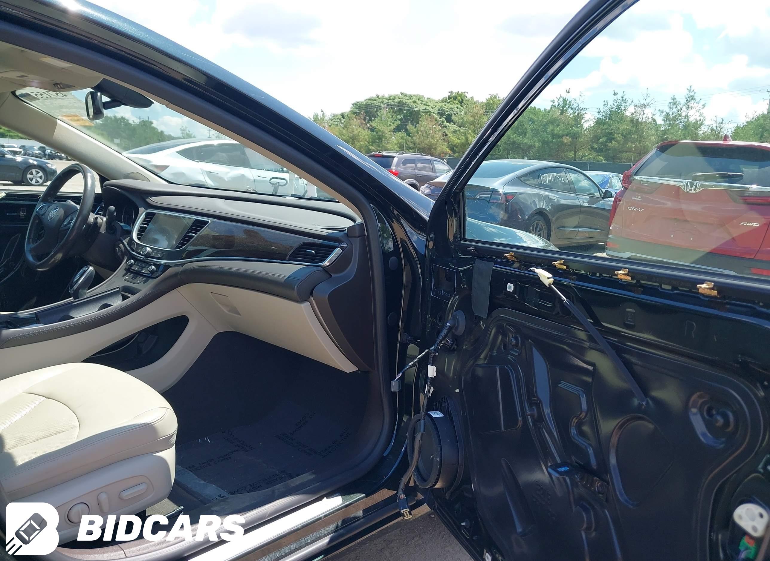 2017 Buick Lacrosse, Essence