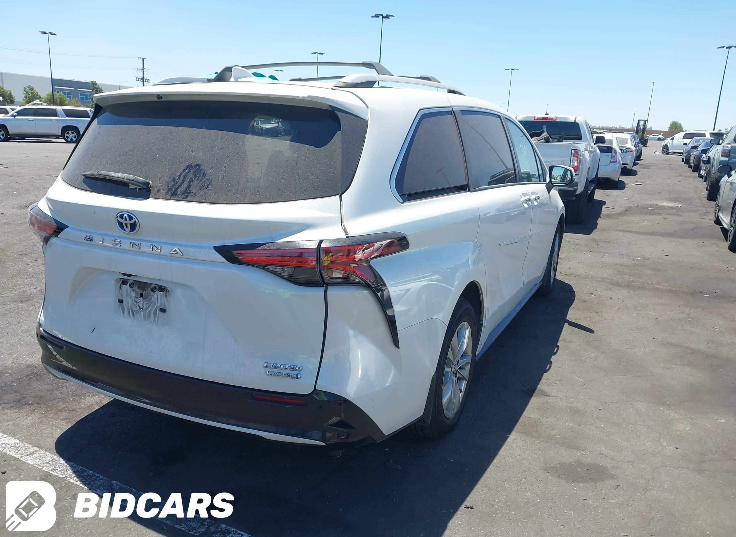 2022 Toyota Sienna, Limited