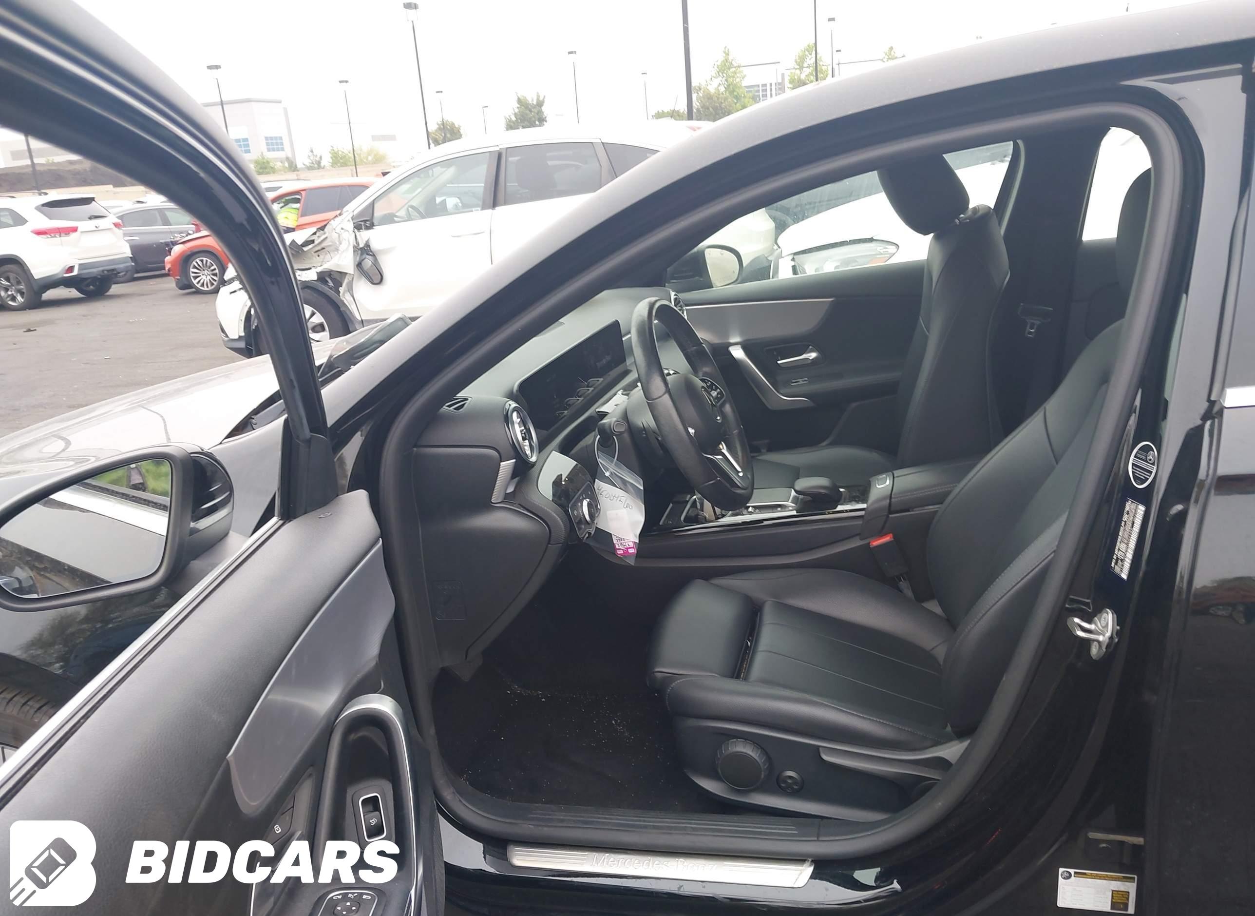 2022 Mercedes-Benz A 220