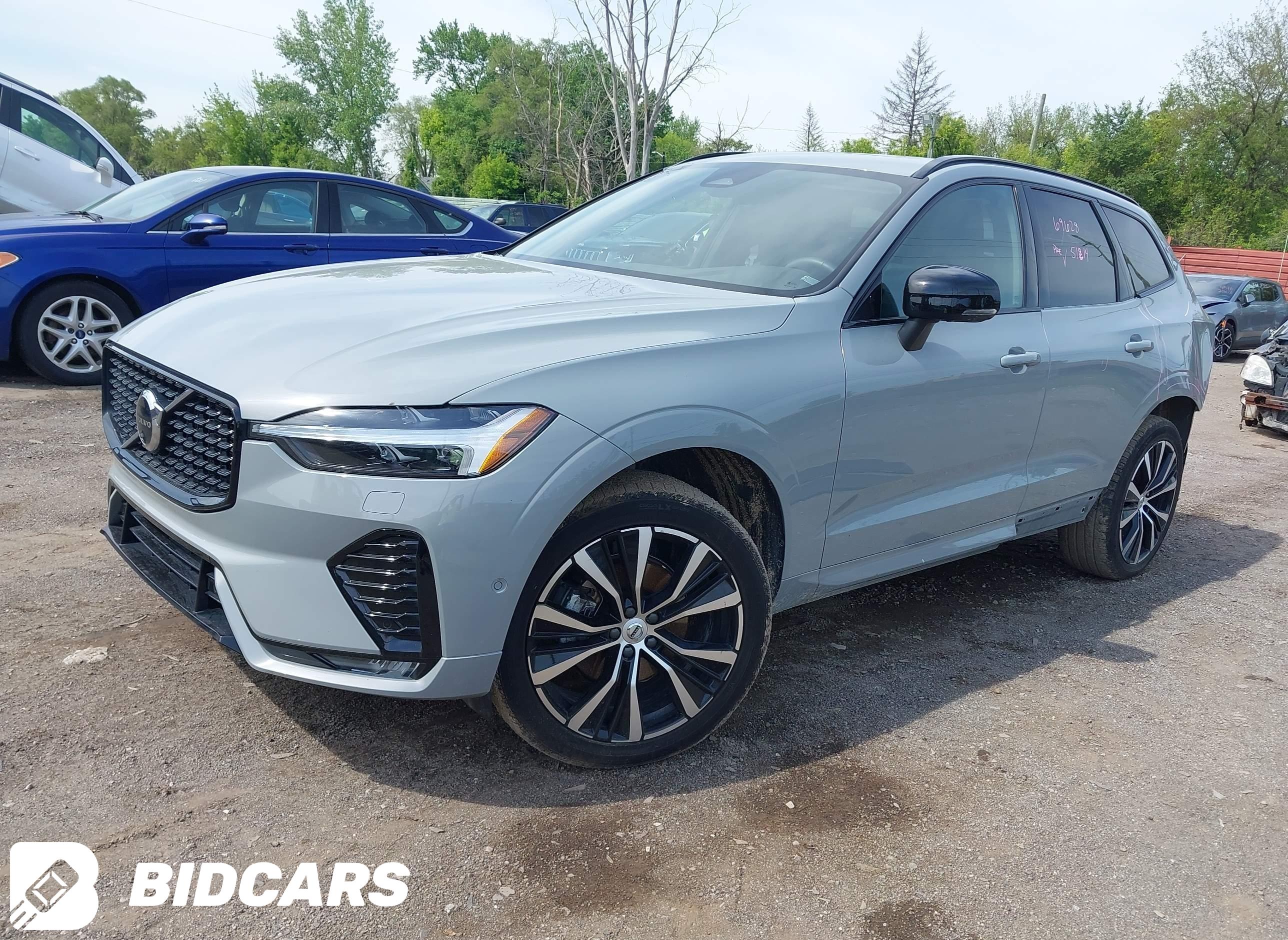 2024 Volvo XC60, B5 Plus Dark...