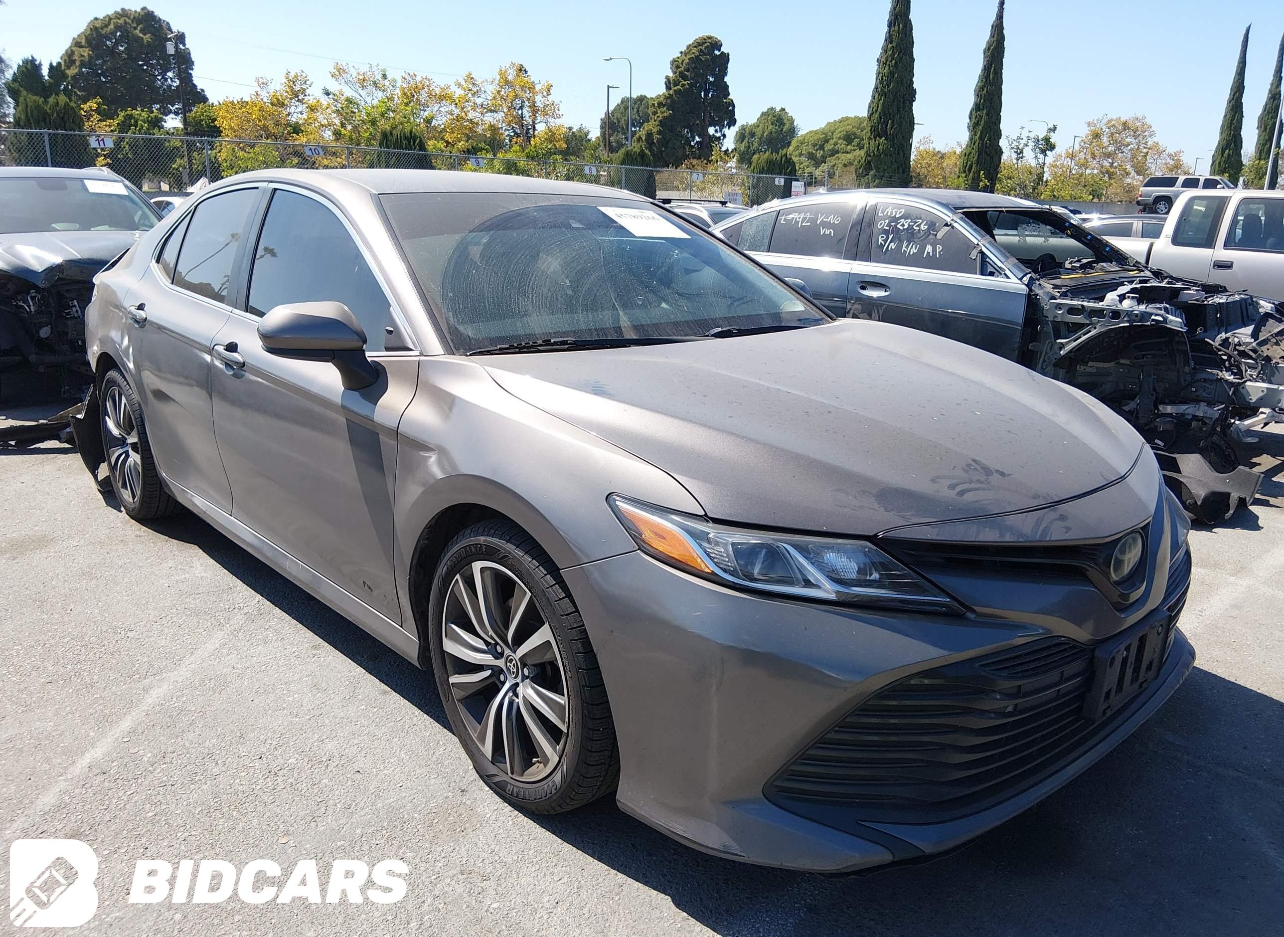 2019 Toyota Camry, LE