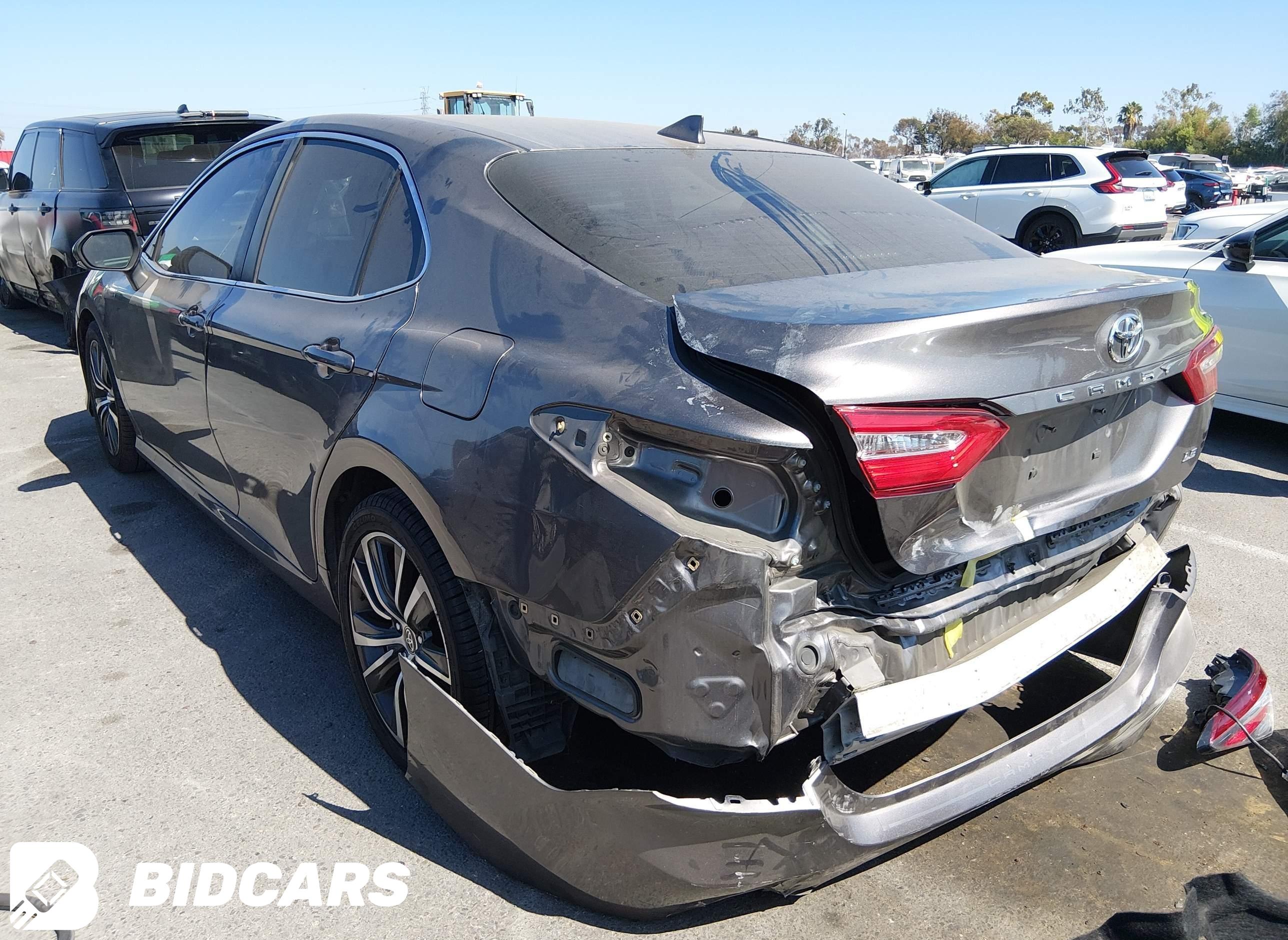 2019 Toyota Camry, LE