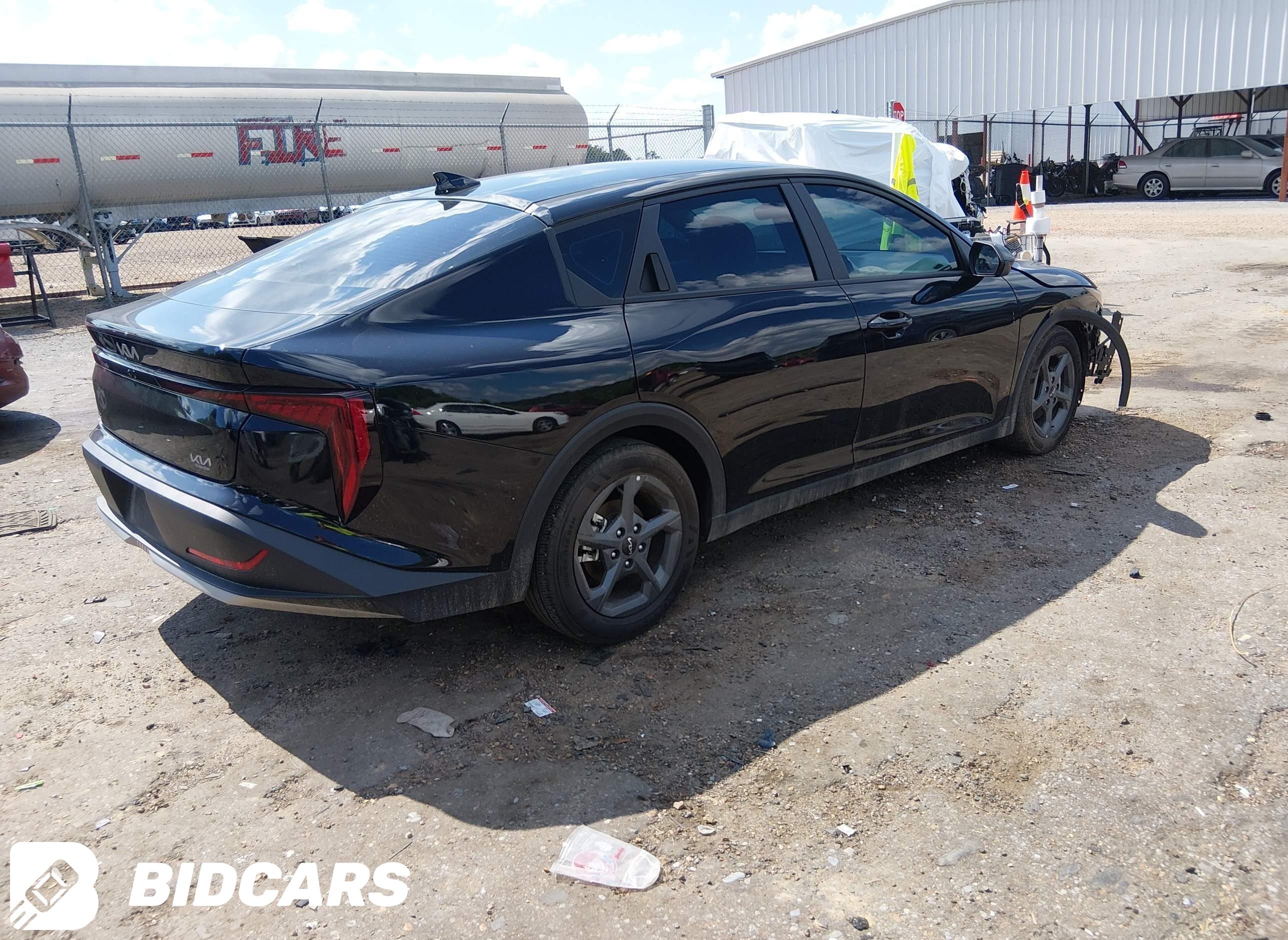 2025 KIA K4, Lxs