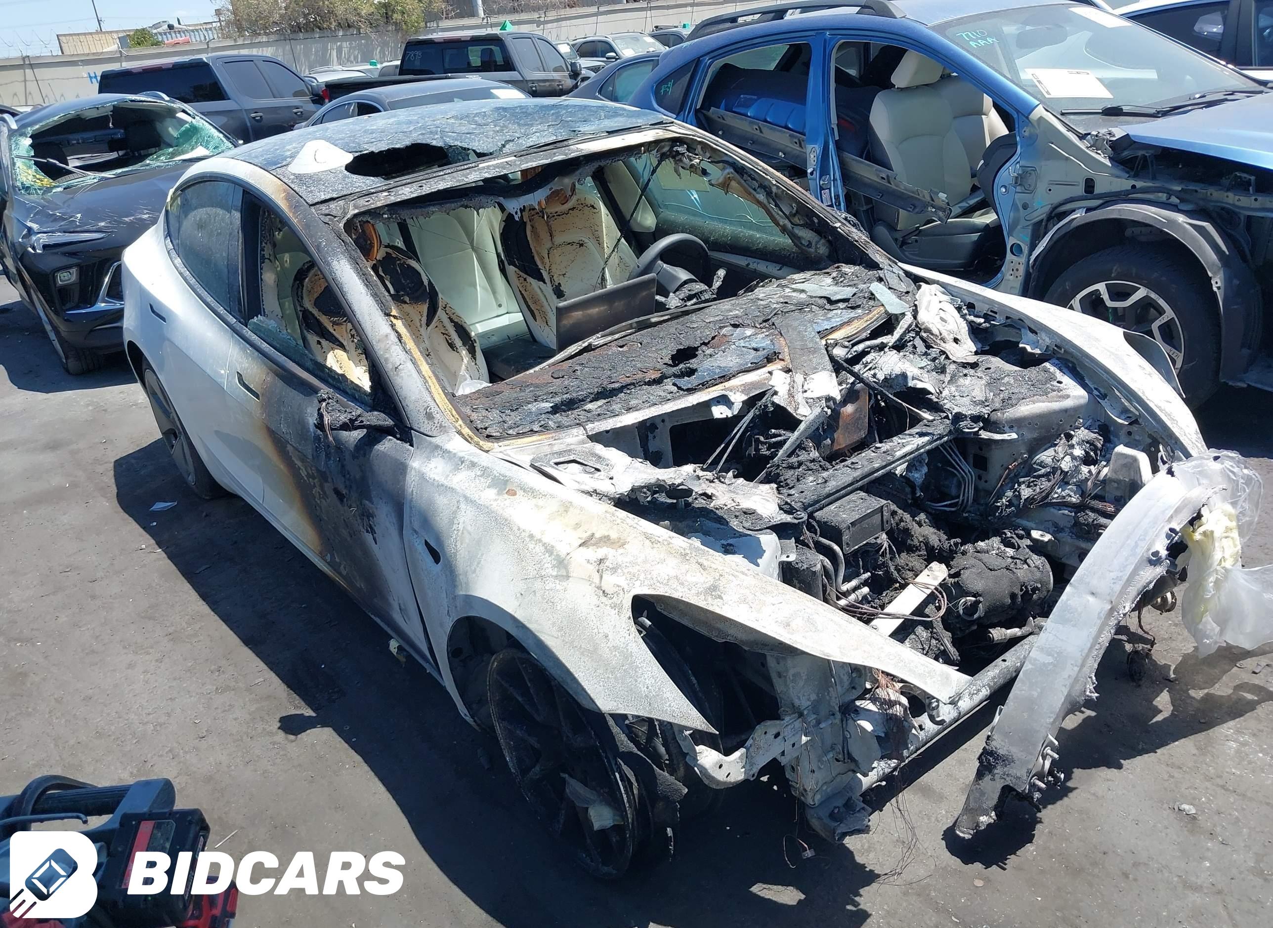 2022 Tesla Model 3, Long Rang...