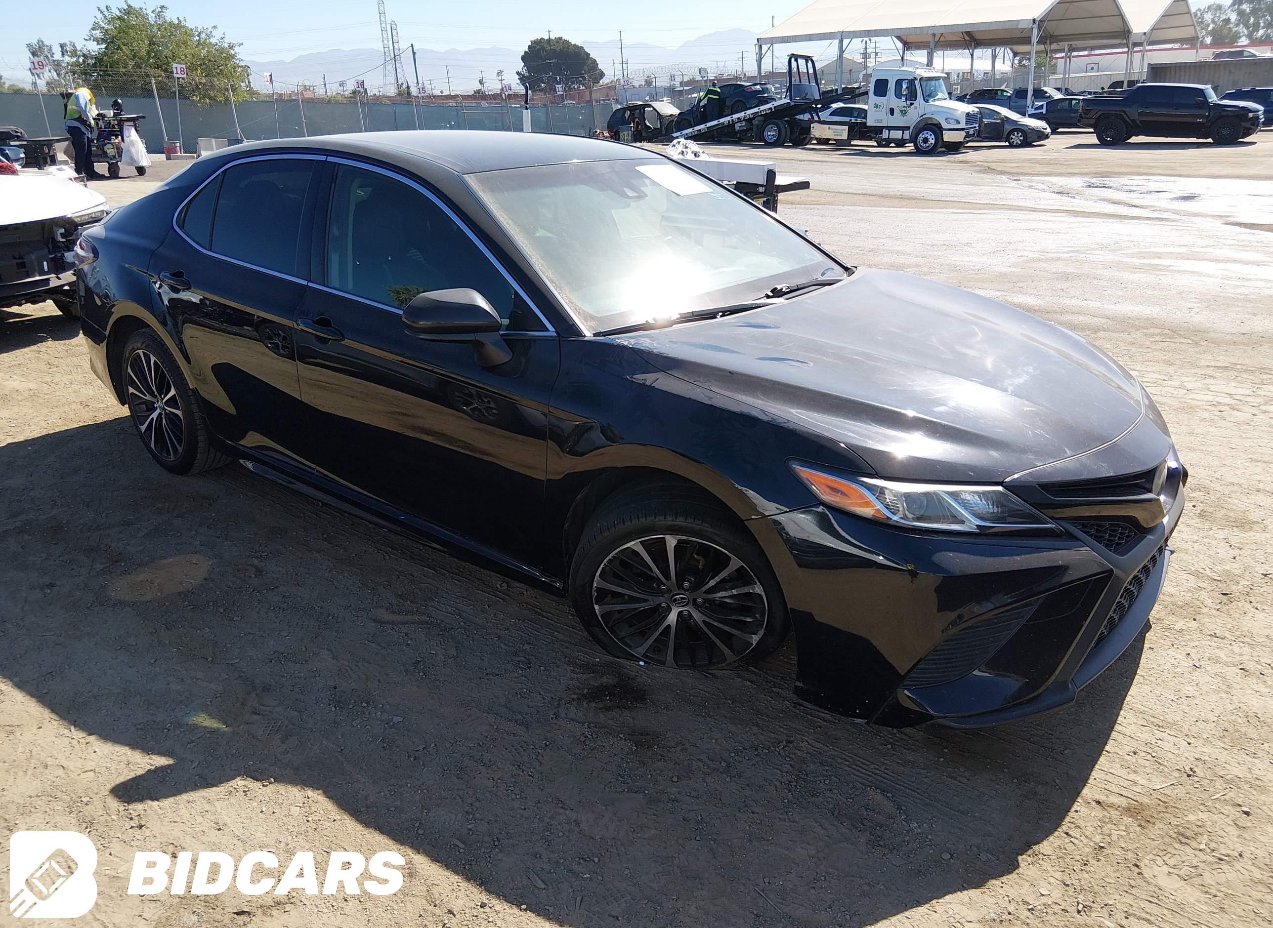 2018 Toyota Camry, SE