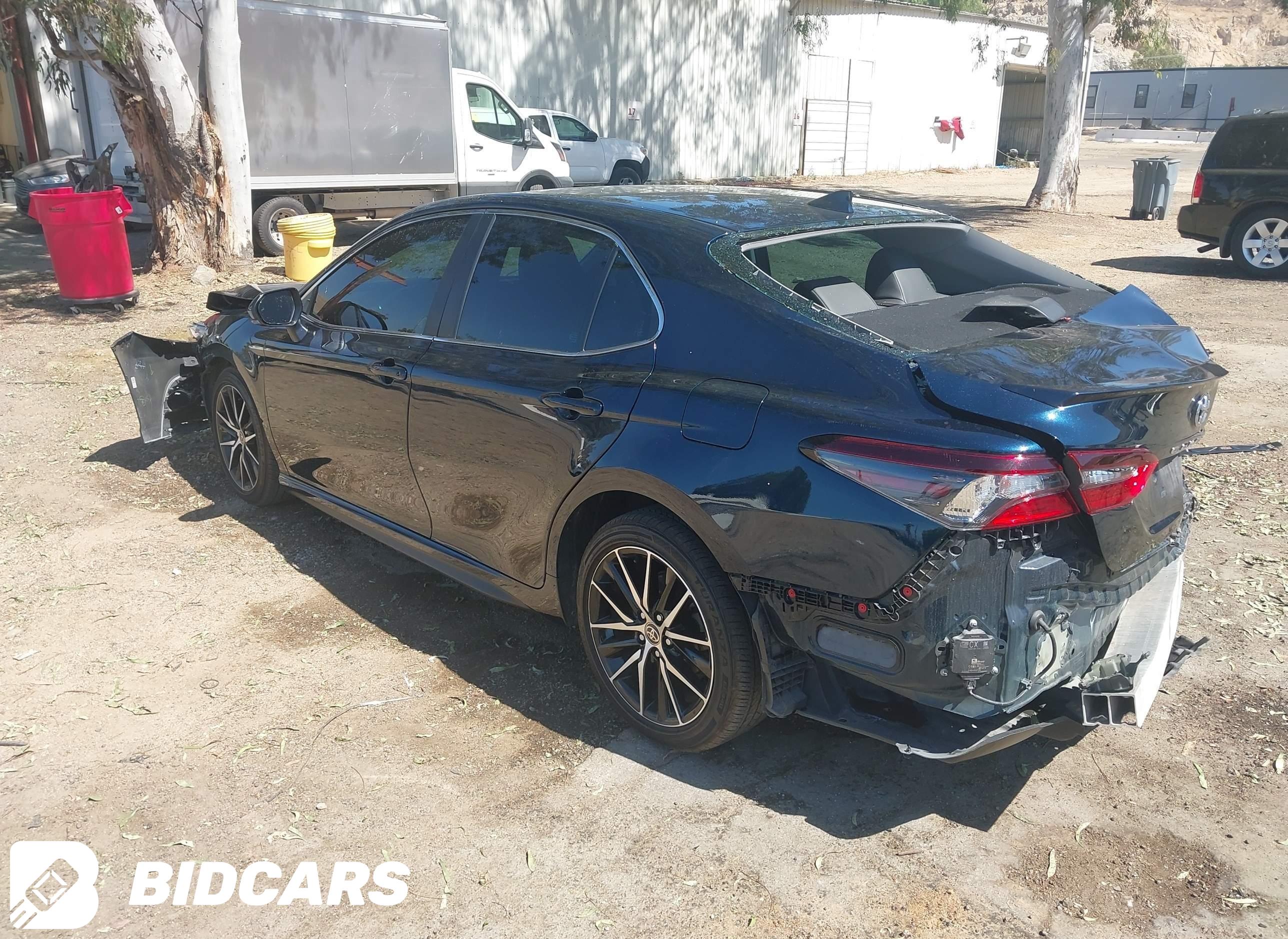 2021 Toyota Camry, SE