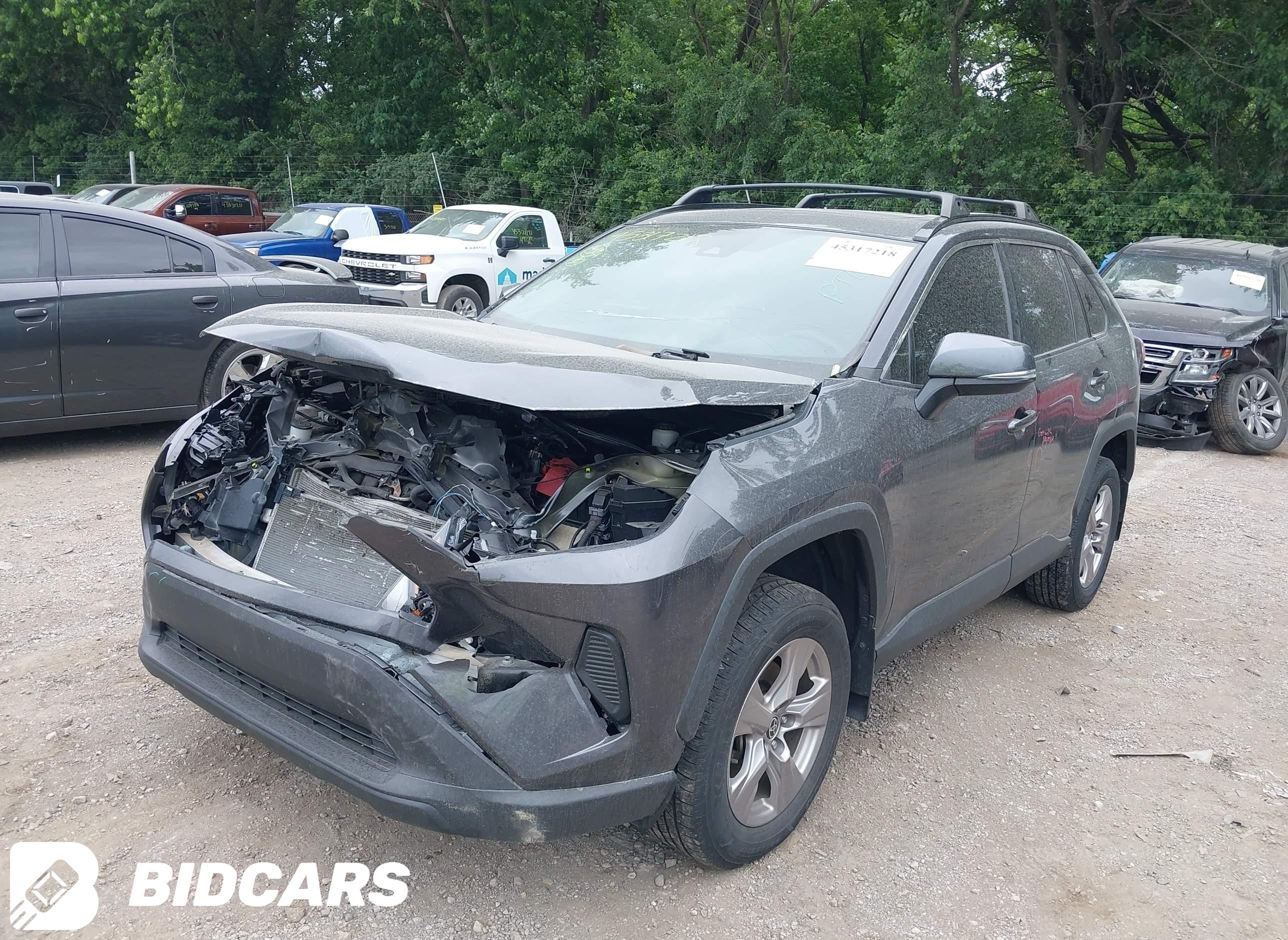 2022 Toyota RAV4, Xle
