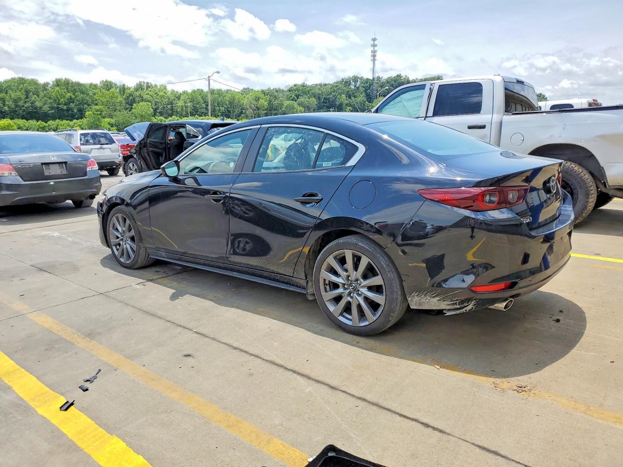 2025 Mazda 3, Preferred