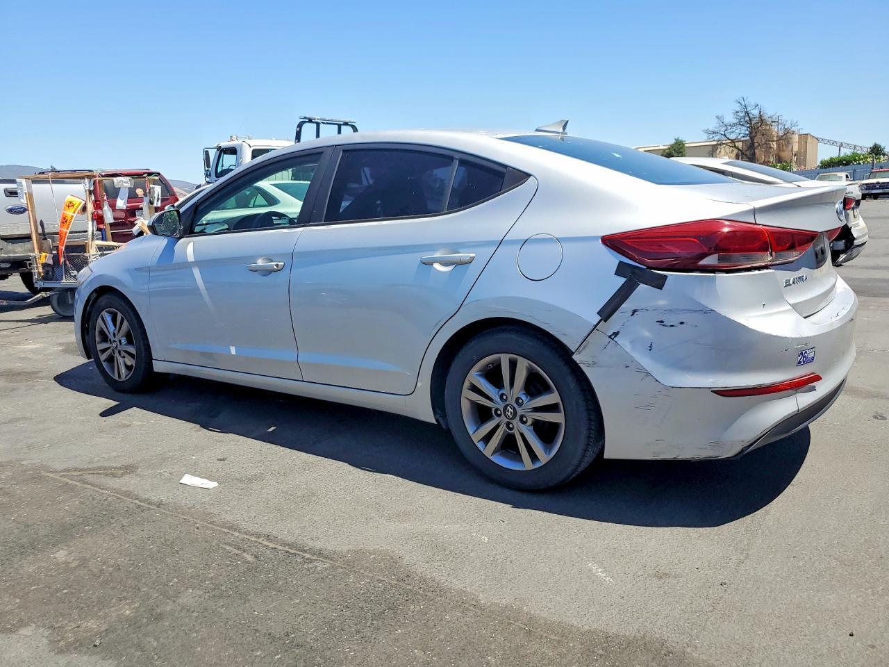 2017 Hyundai Elantra, SE