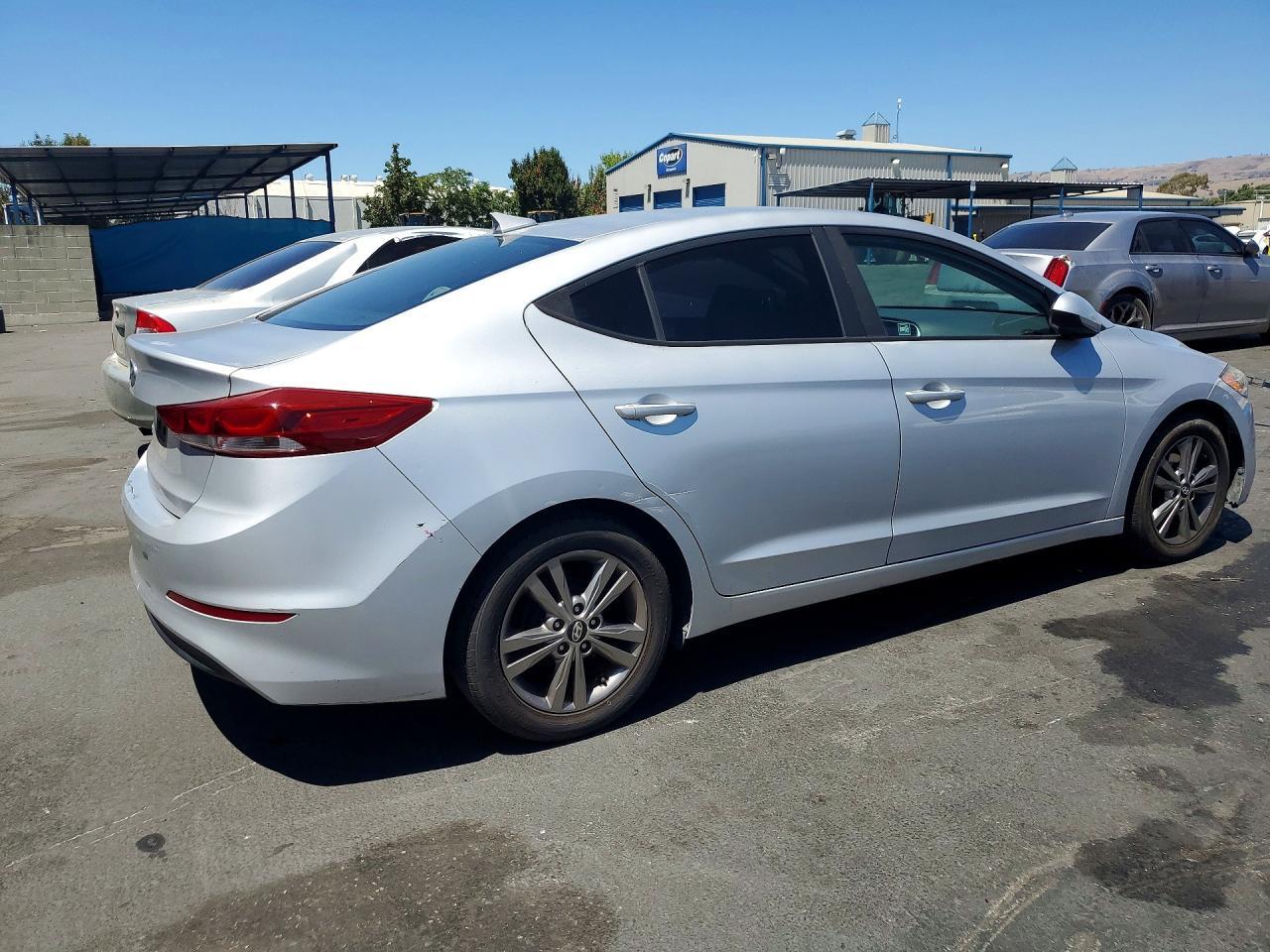 2017 Hyundai Elantra, SE