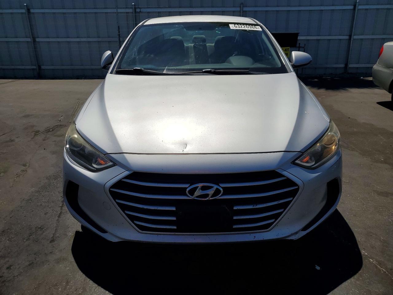 2017 Hyundai Elantra, SE