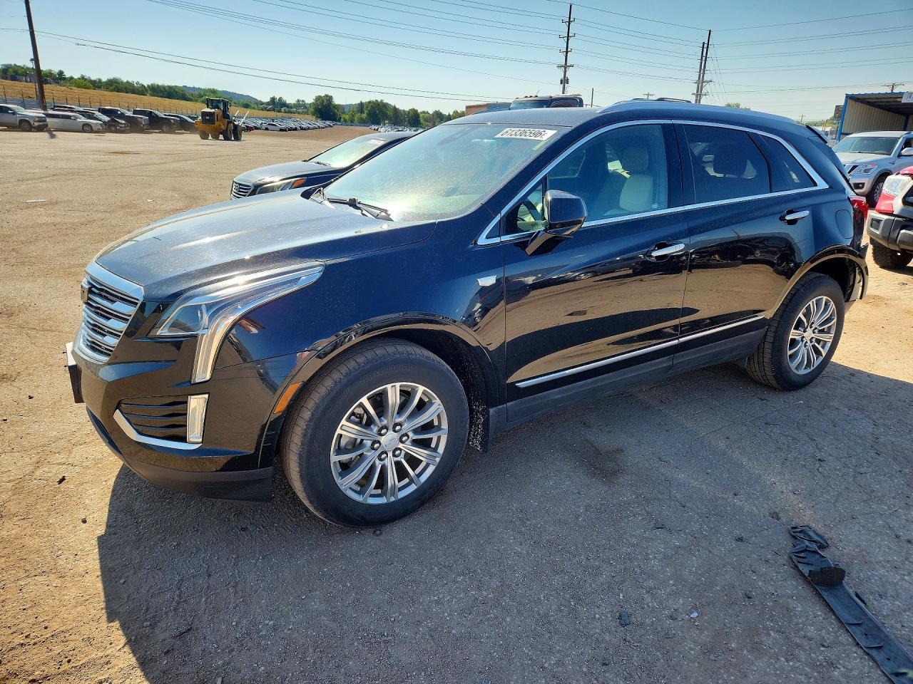 2017 Cadillac XT5, Luxury