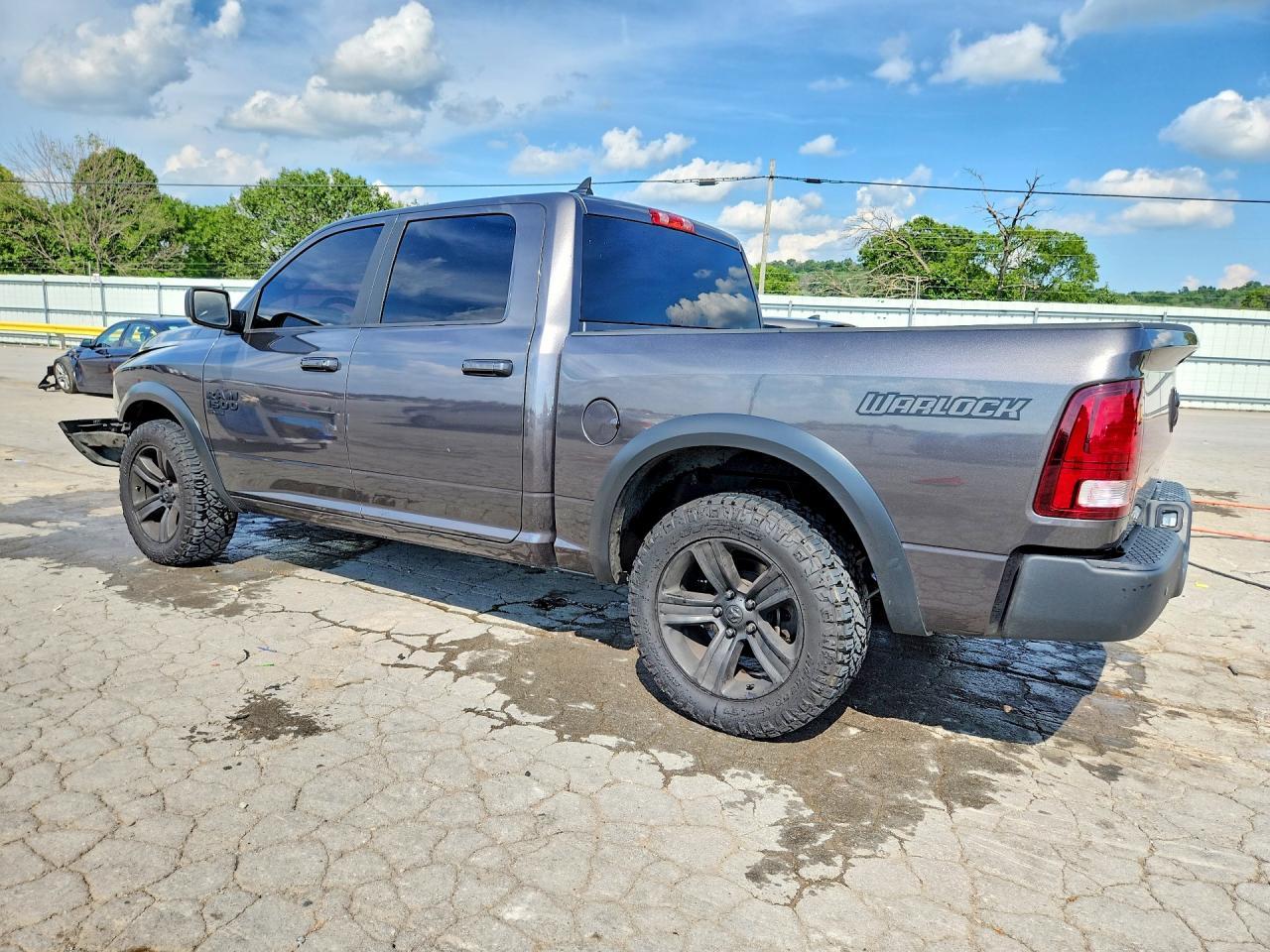2022 RAM 1500, Slt