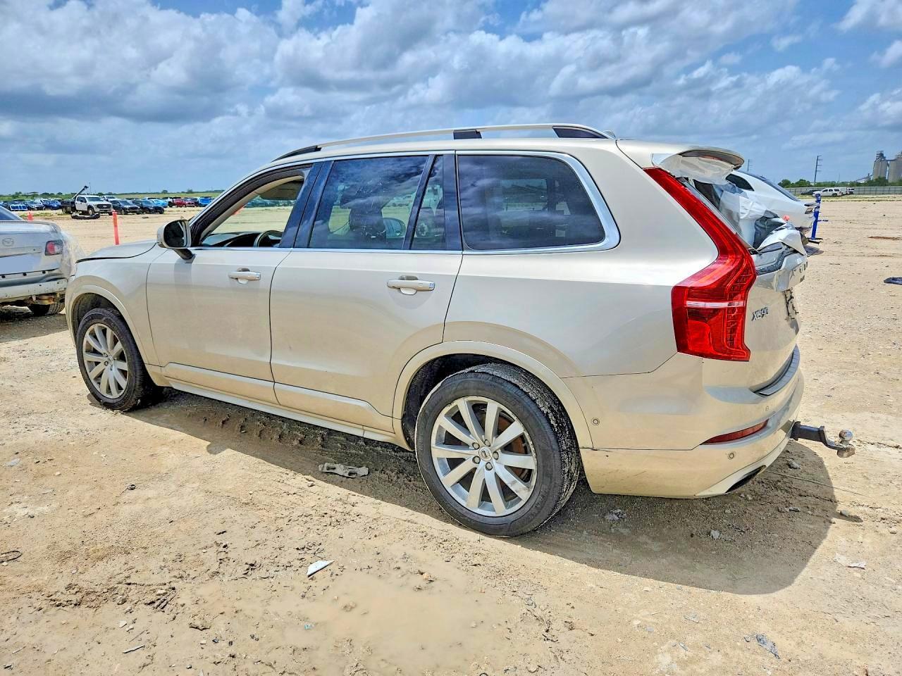 2016 Volvo XC90, T6