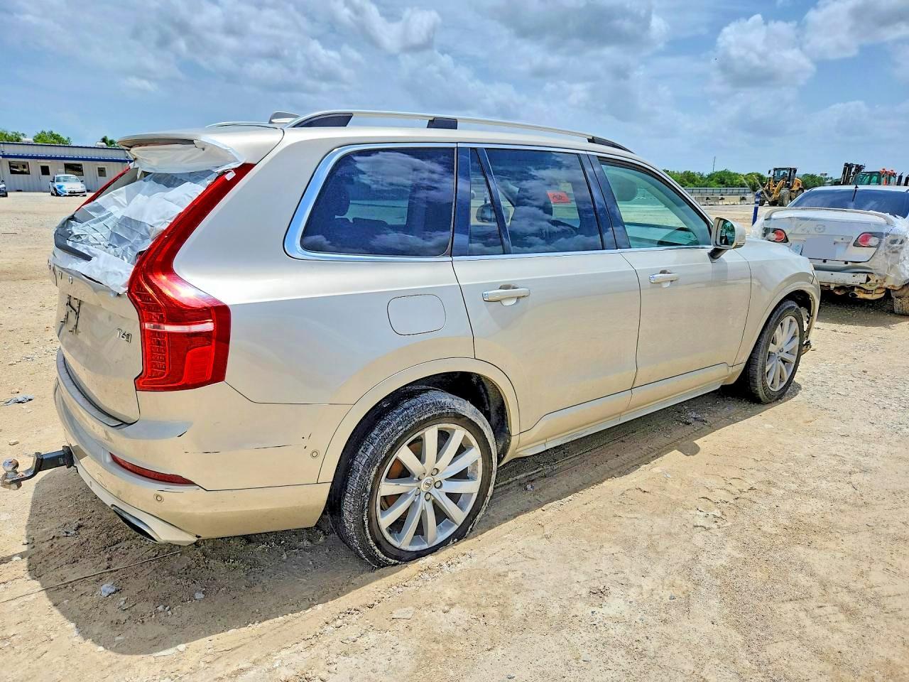 2016 Volvo XC90, T6