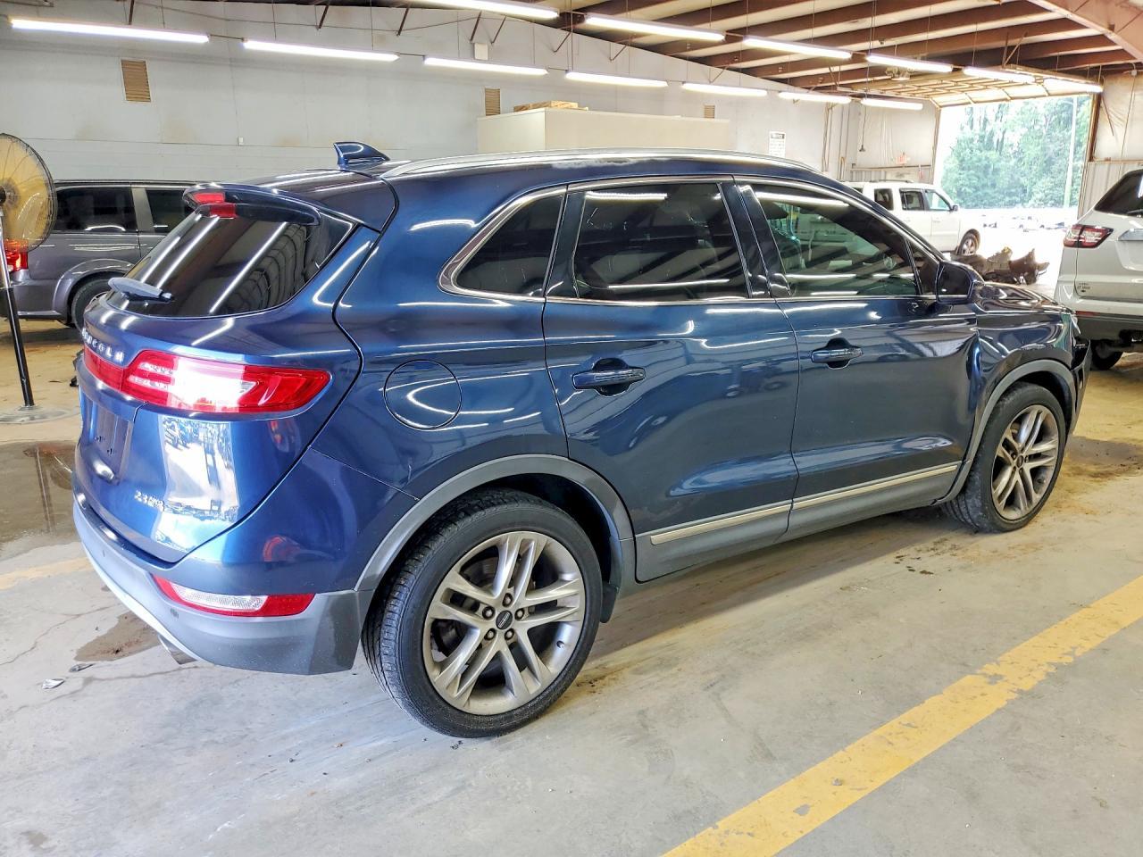 2015 Lincoln MKC, Premiere