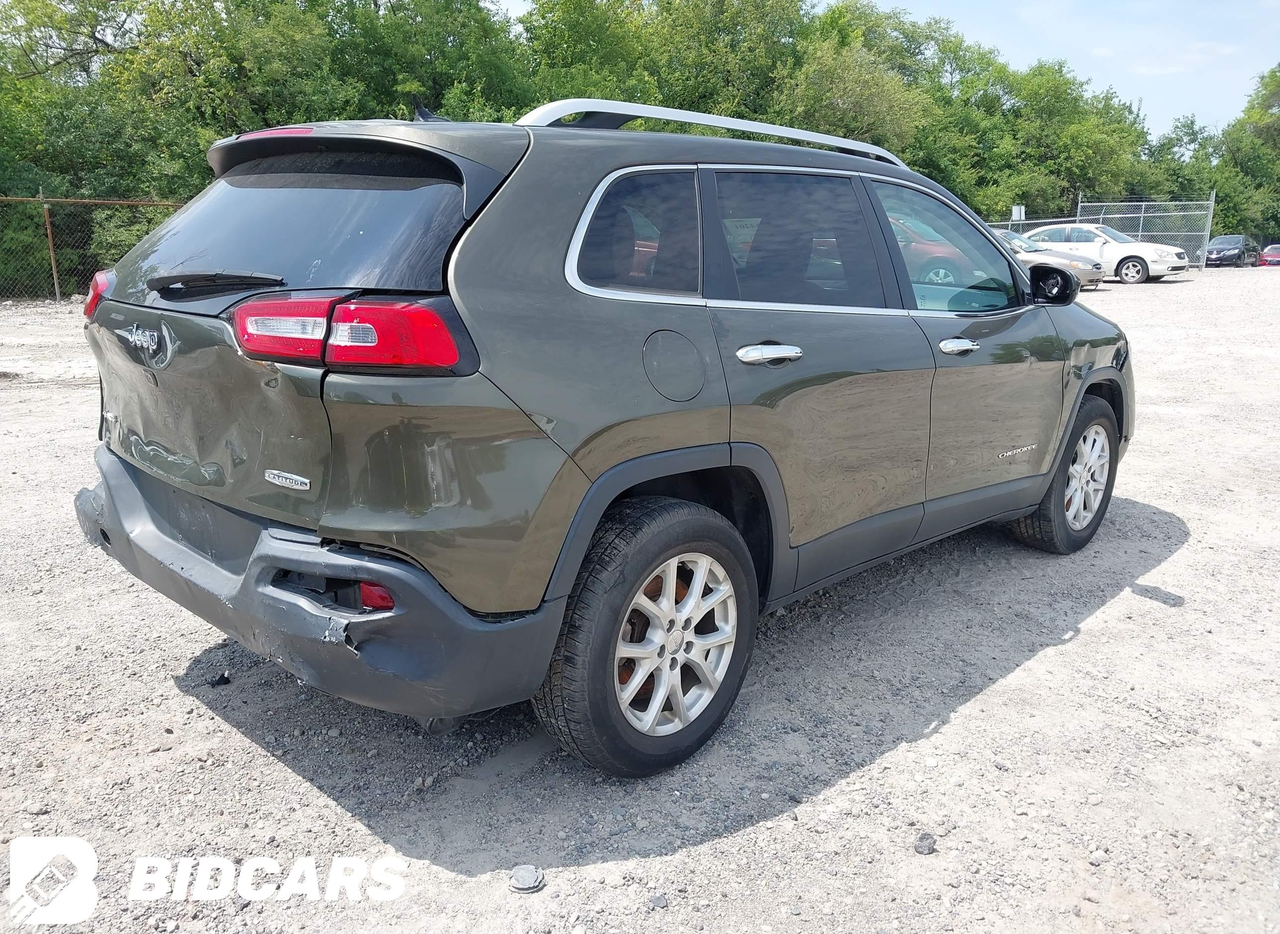 2015 Jeep Cherokee, Latitude