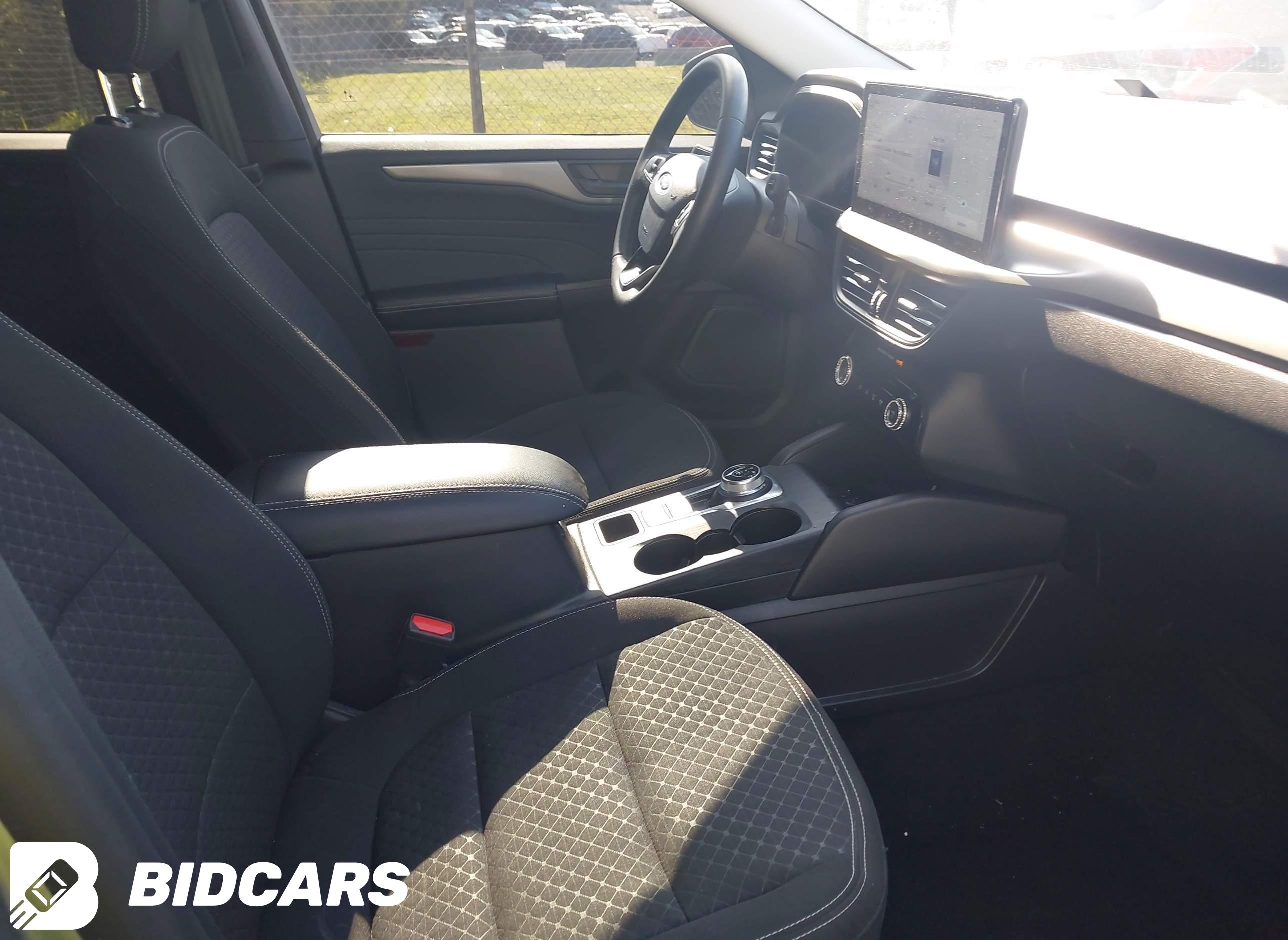 2024 Ford Escape, Active