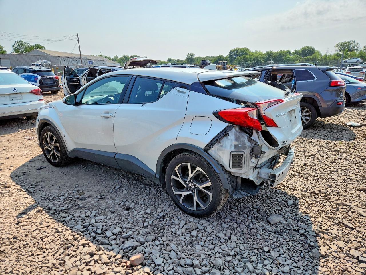 2021 Toyota C-HR, Xle