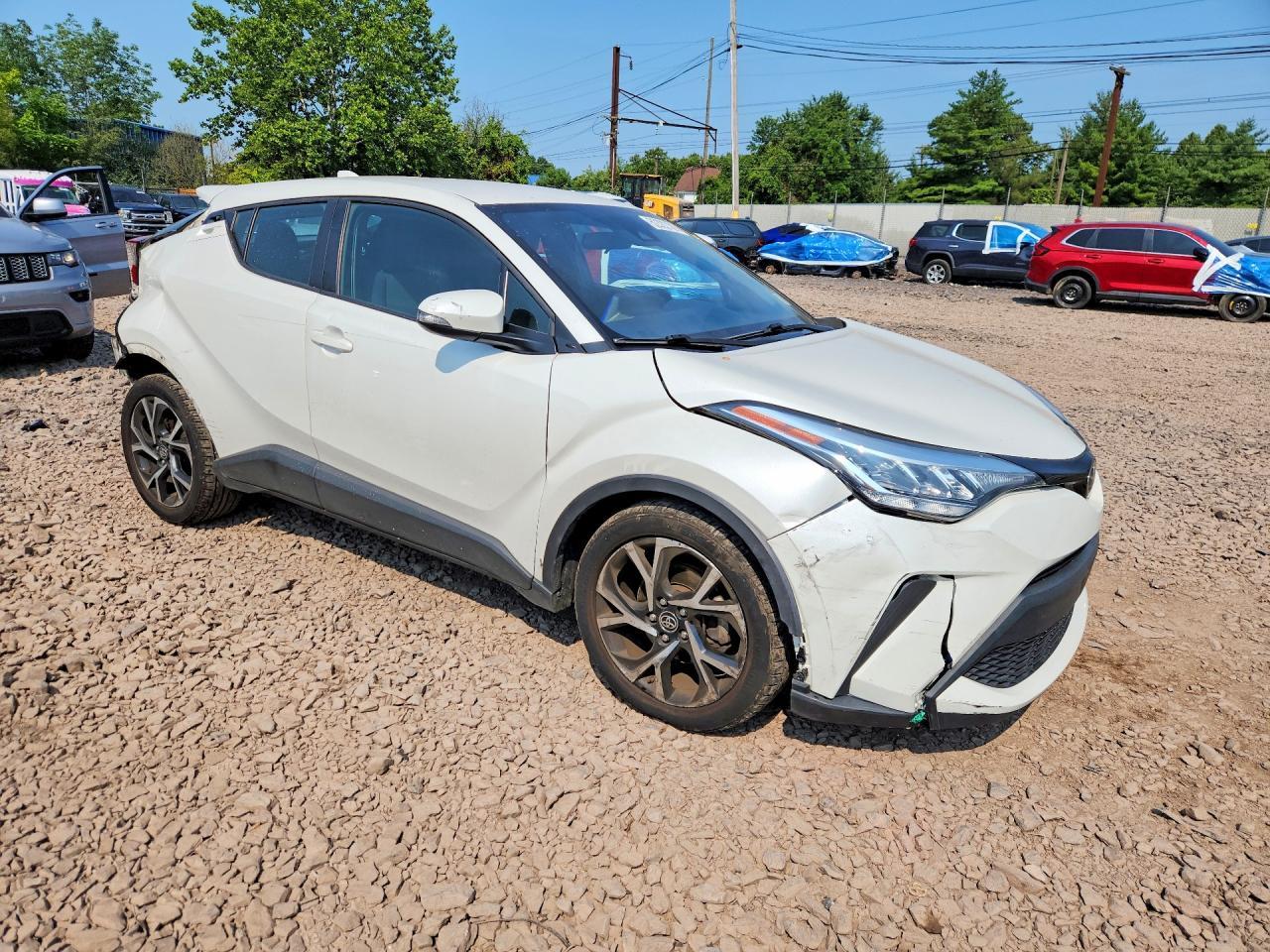 2021 Toyota C-HR, Xle
