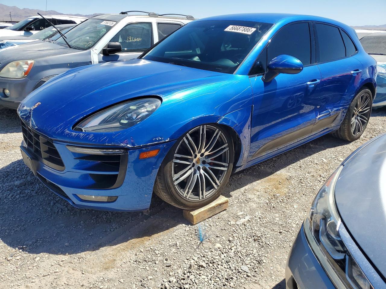 2017 Porsche Macan, Gts