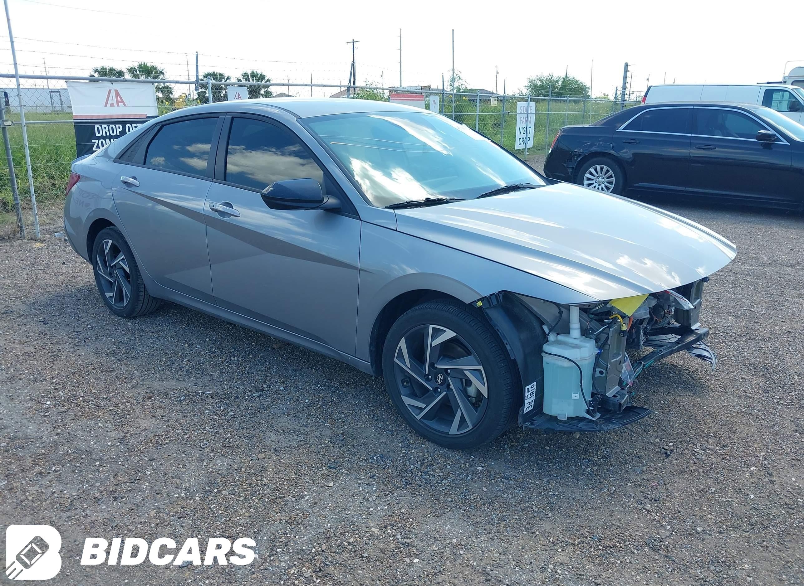 2025 Hyundai Elantra, Hybrid...