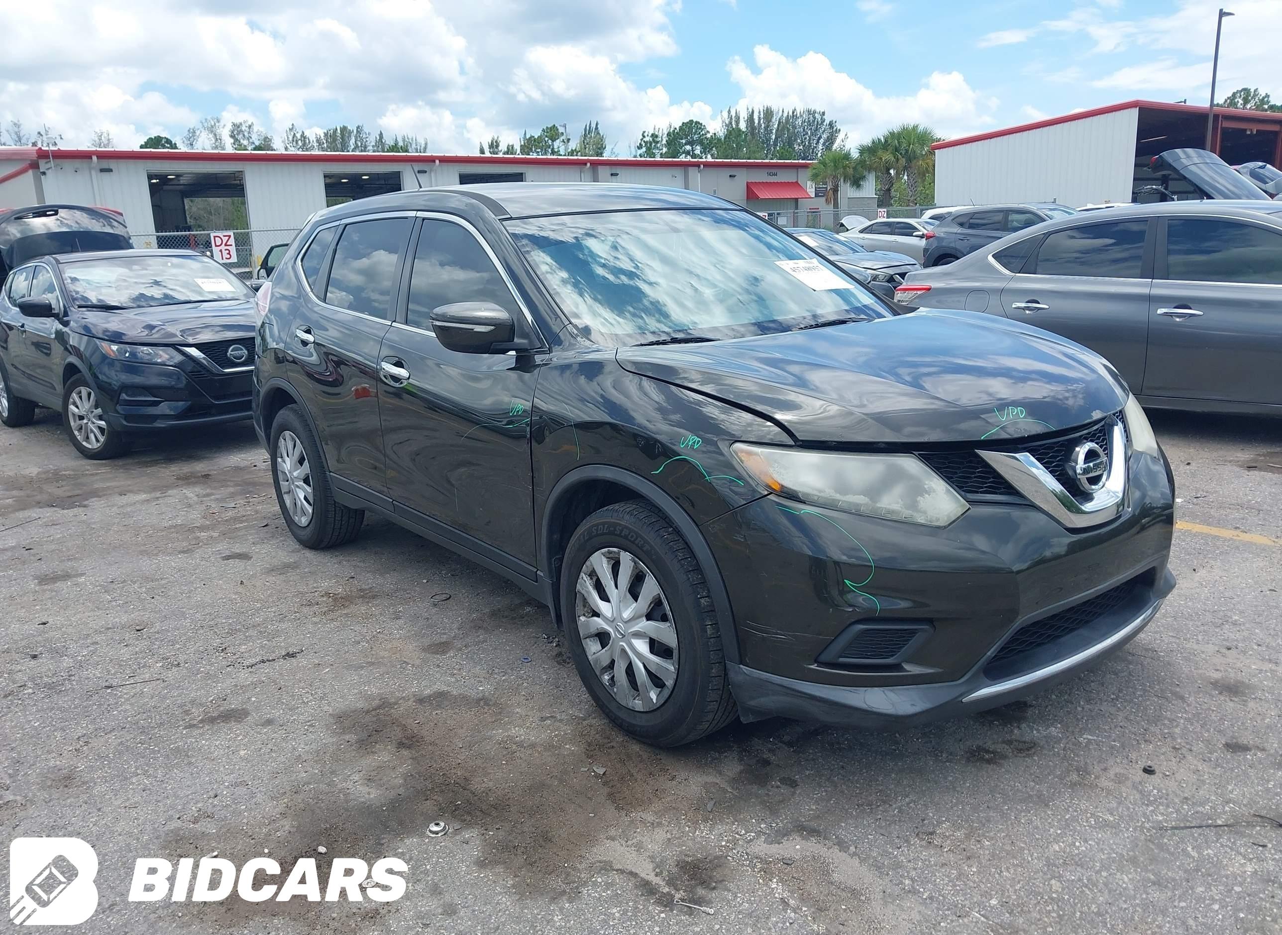 2015 Nissan Rogue, S