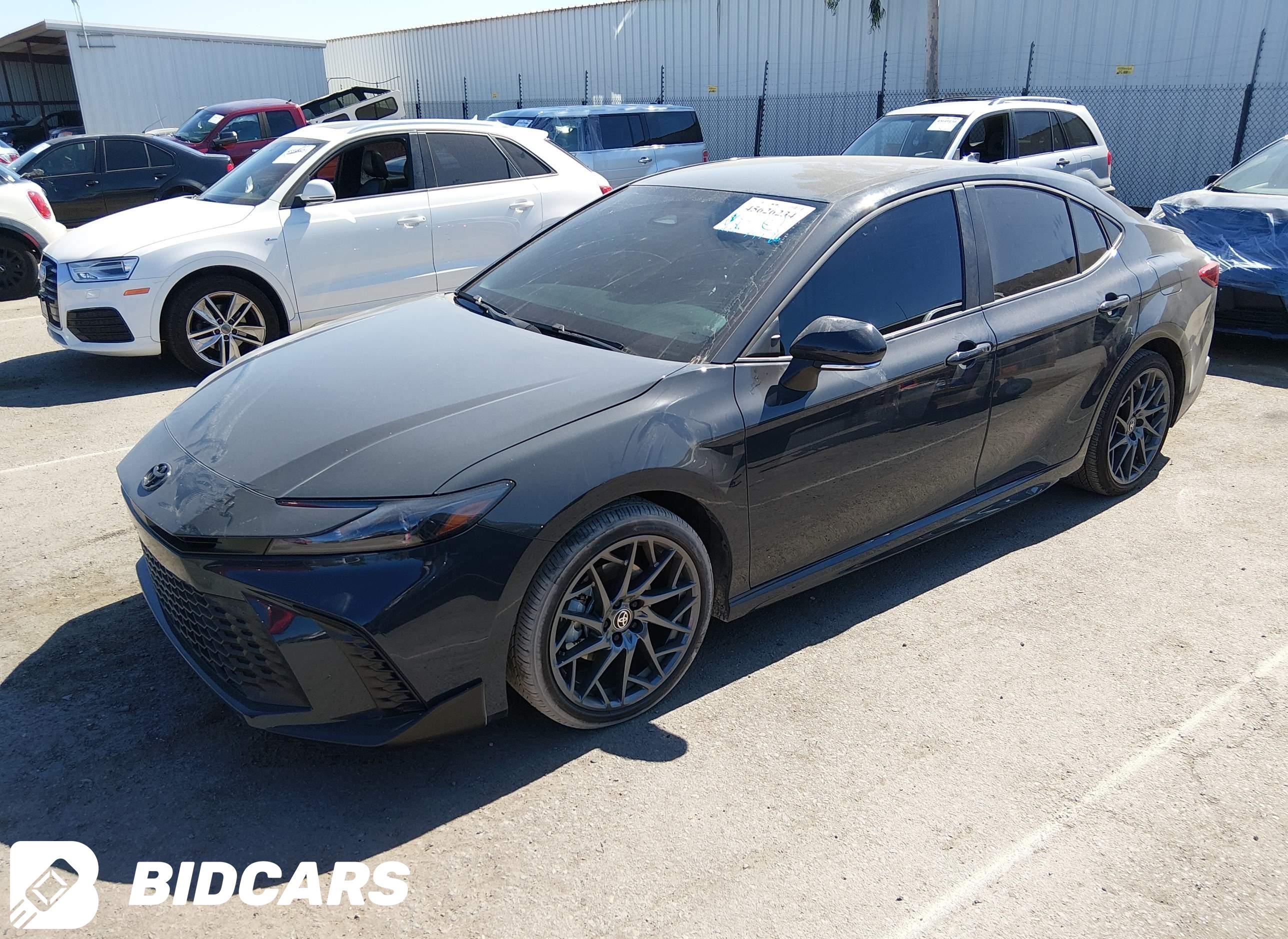 2026 Toyota Camry, SE