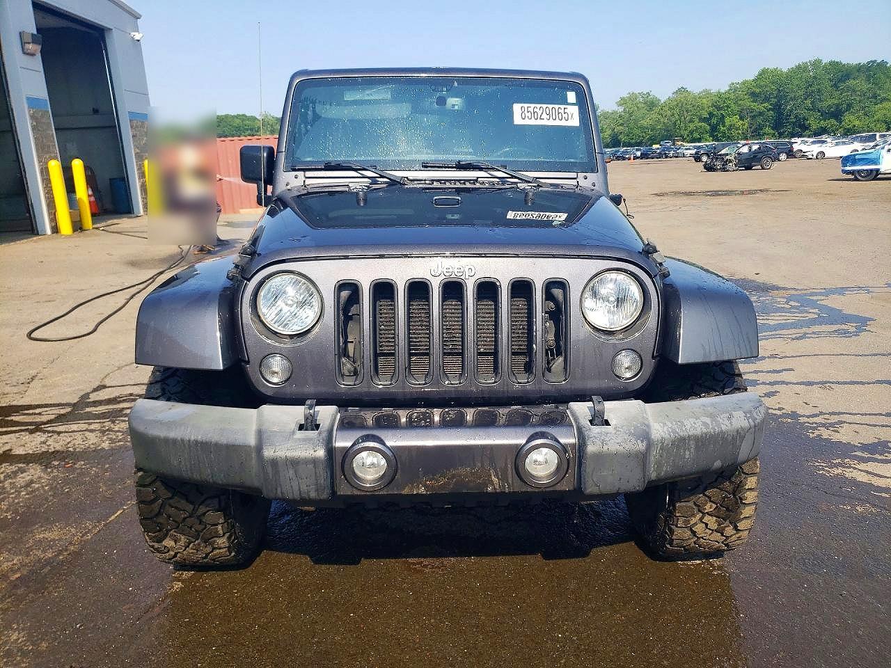 2016 Jeep Wrangler, Sahara