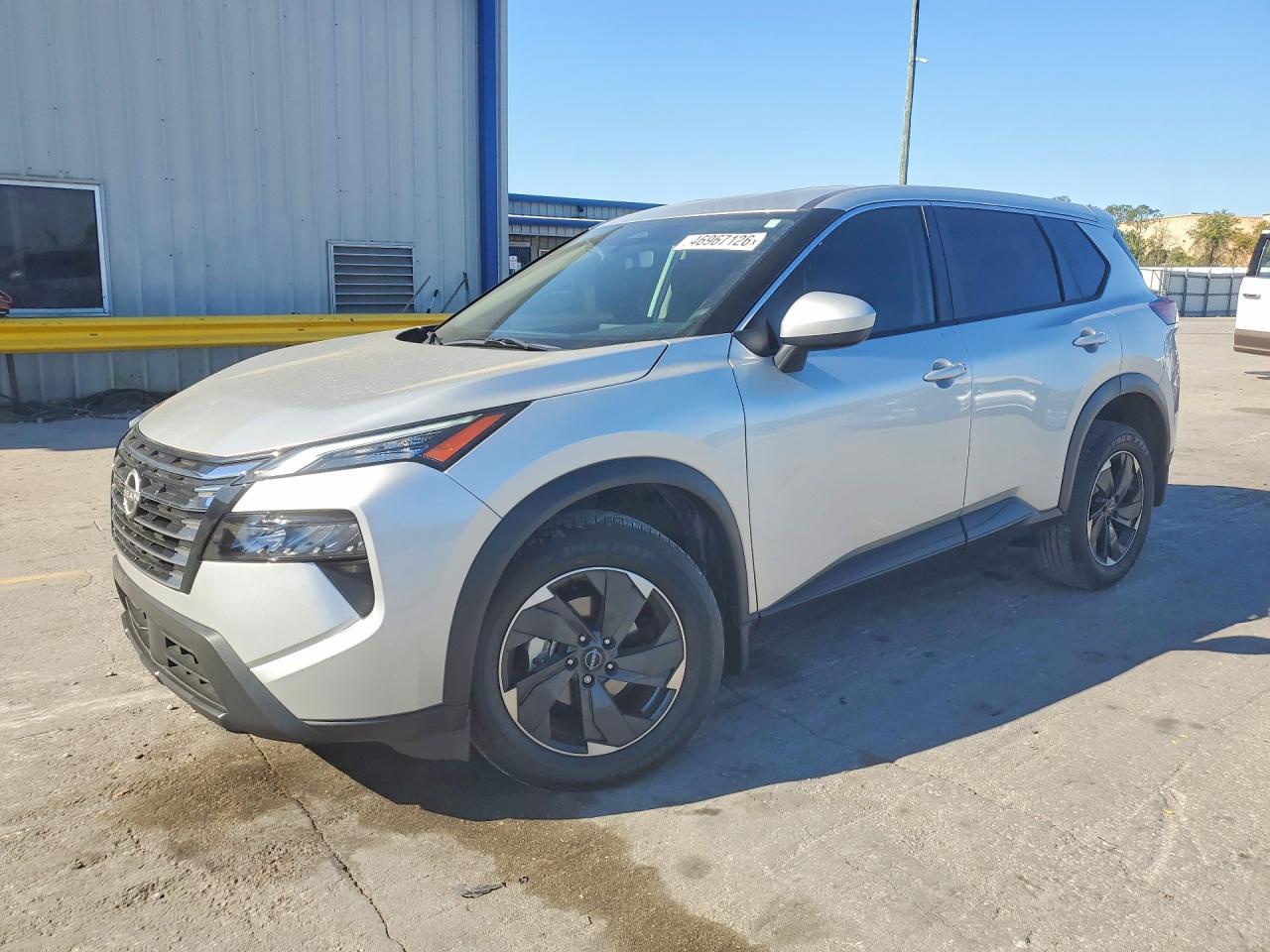 2024 Nissan Rogue, SV