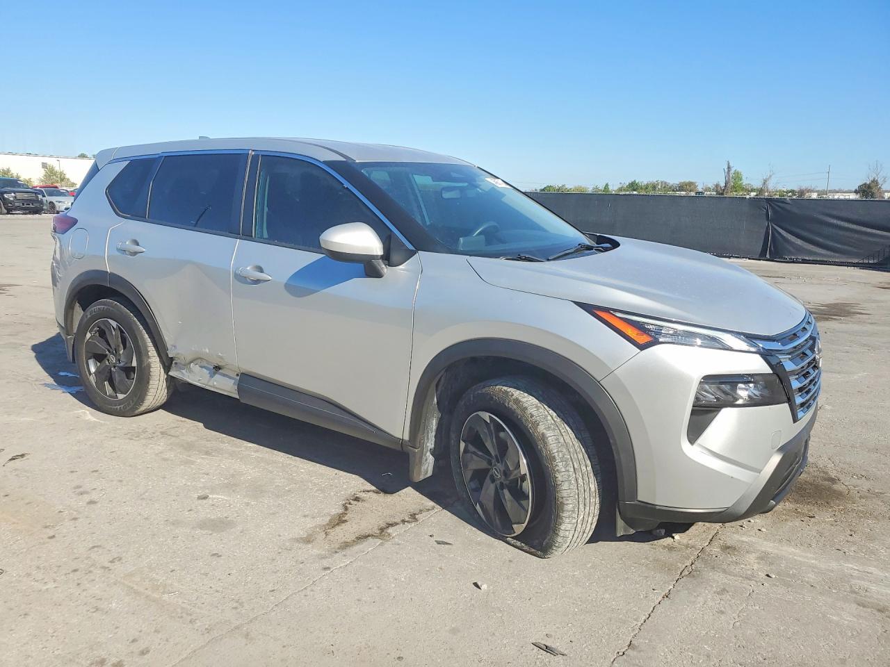 2024 Nissan Rogue, SV