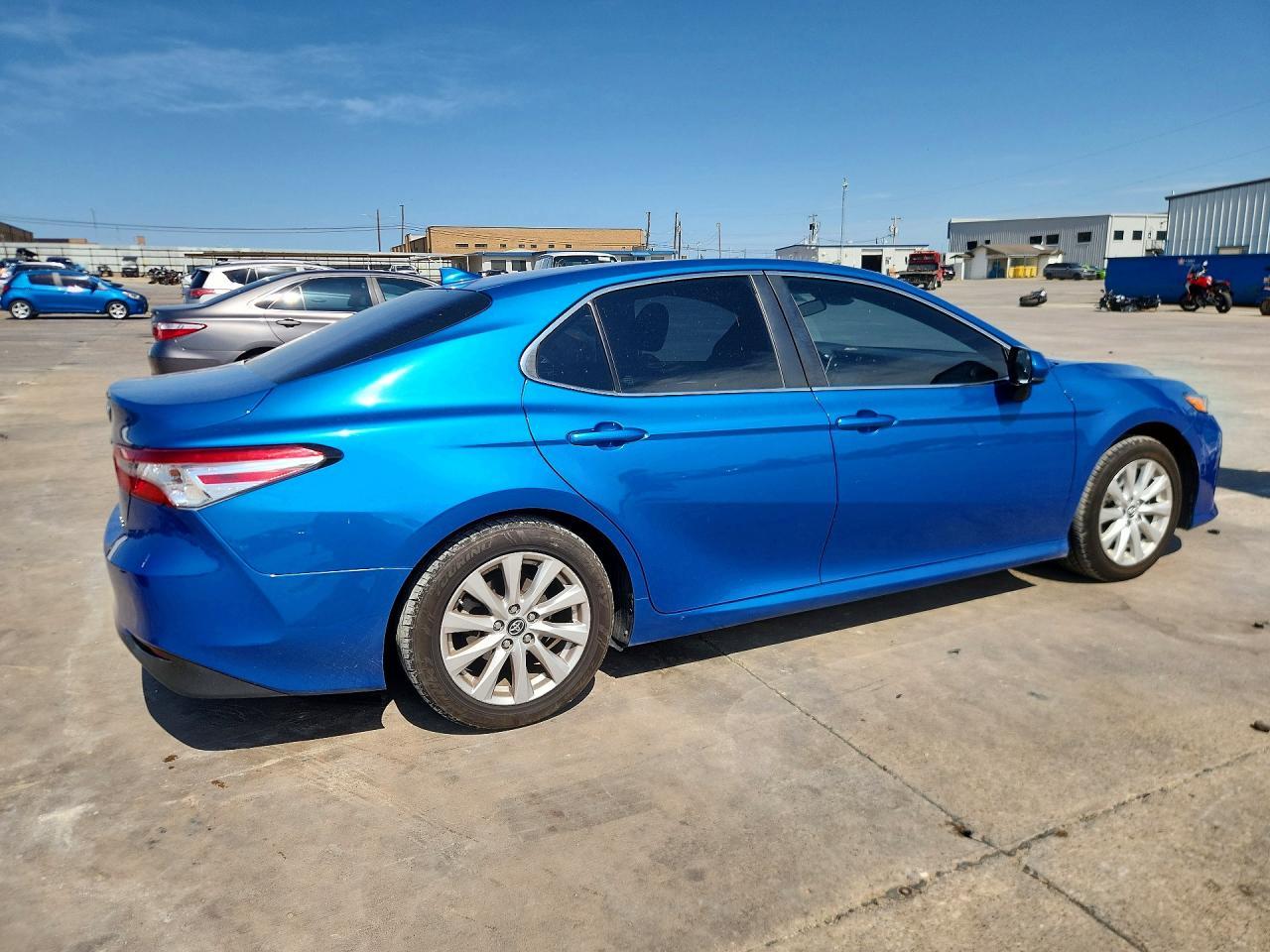 2019 Toyota Camry, LE