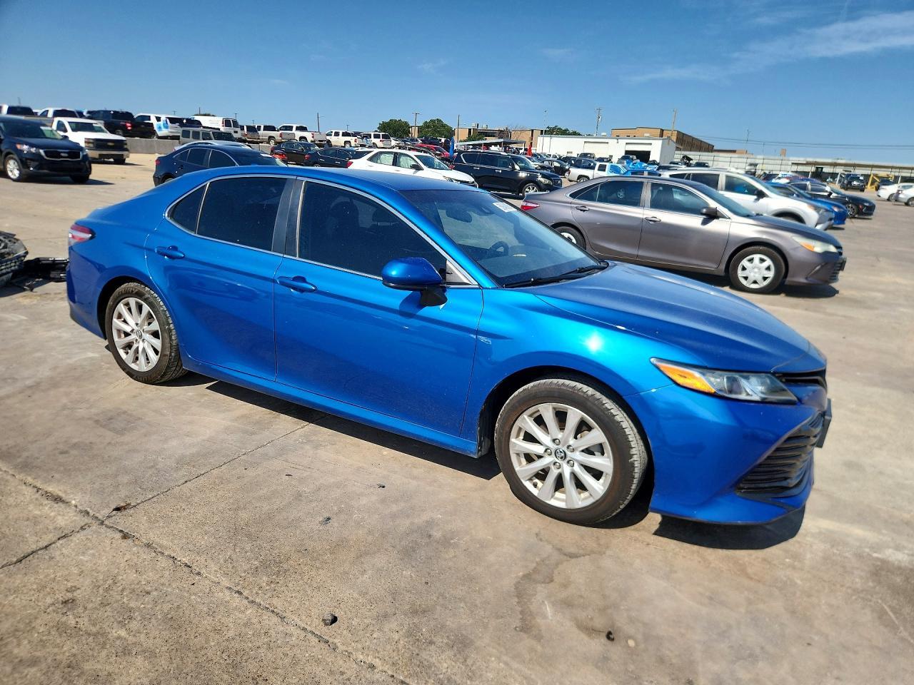 2019 Toyota Camry, LE