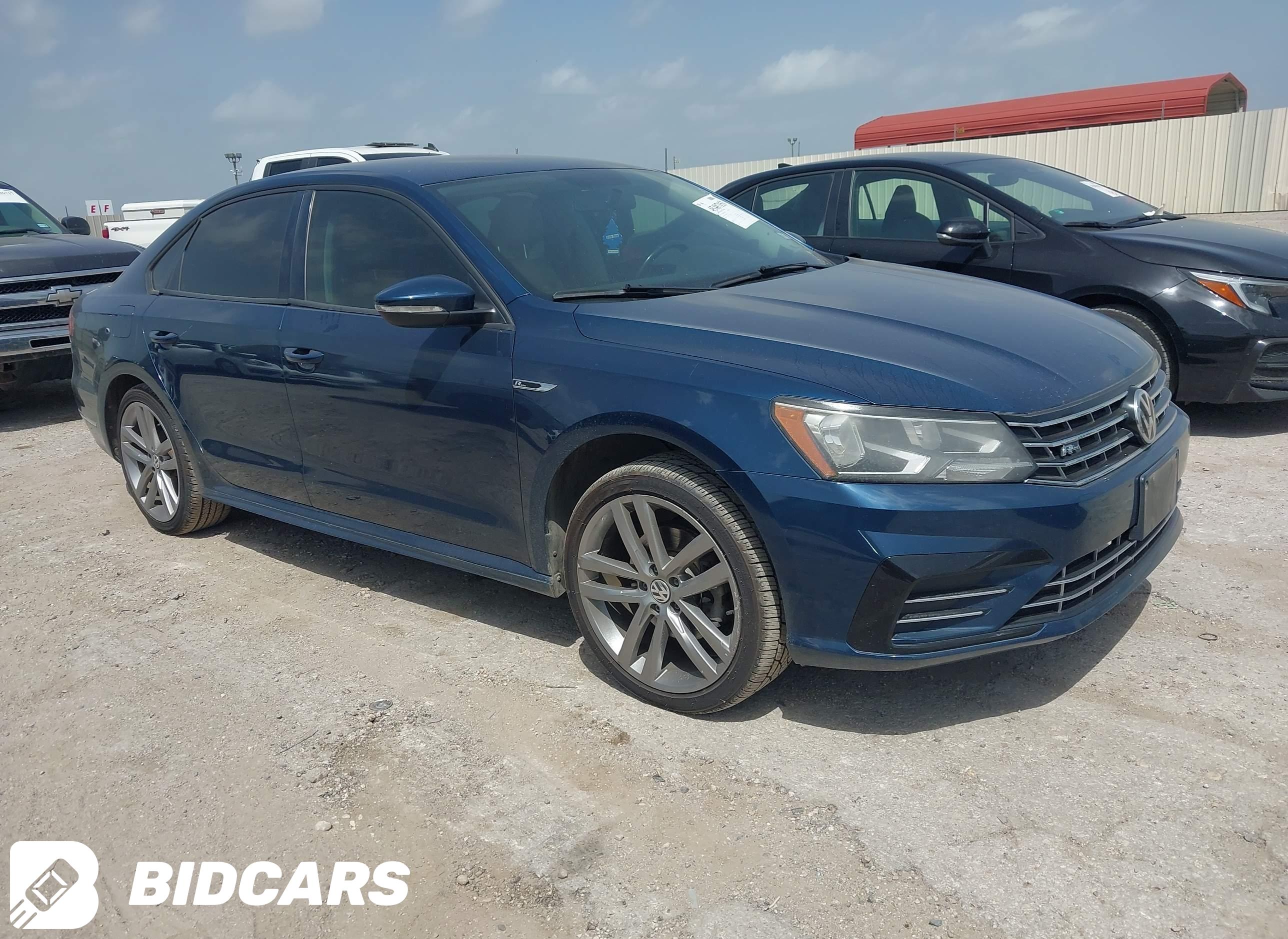 2018 Volkswagen Passat, 2.0T...