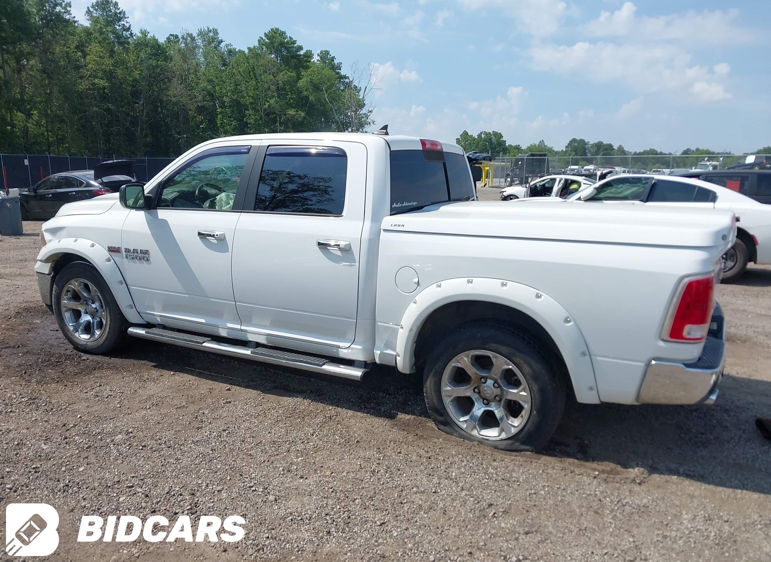 2016 RAM 1500, Laramie