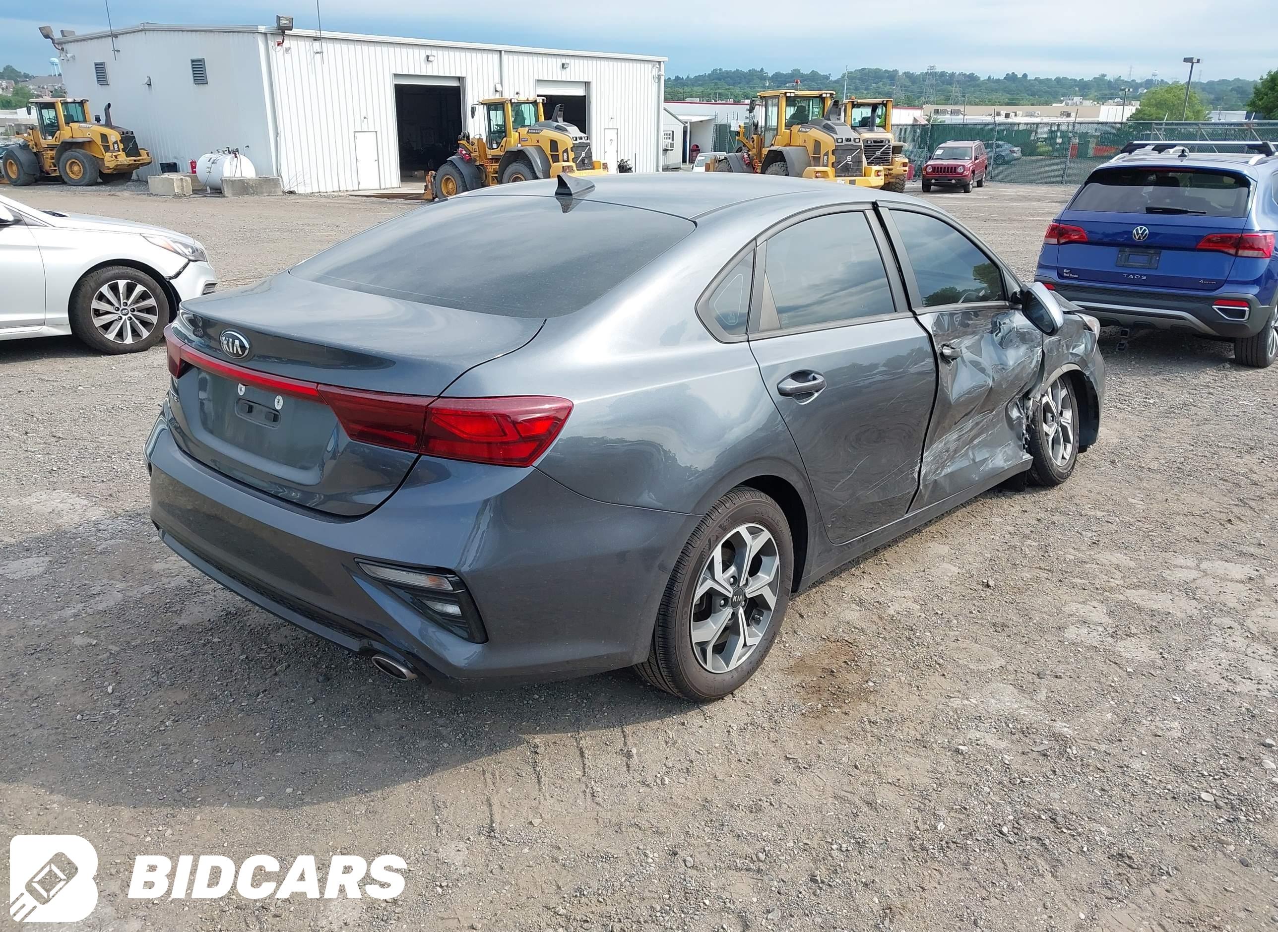 2021 KIA Forte, Lxs
