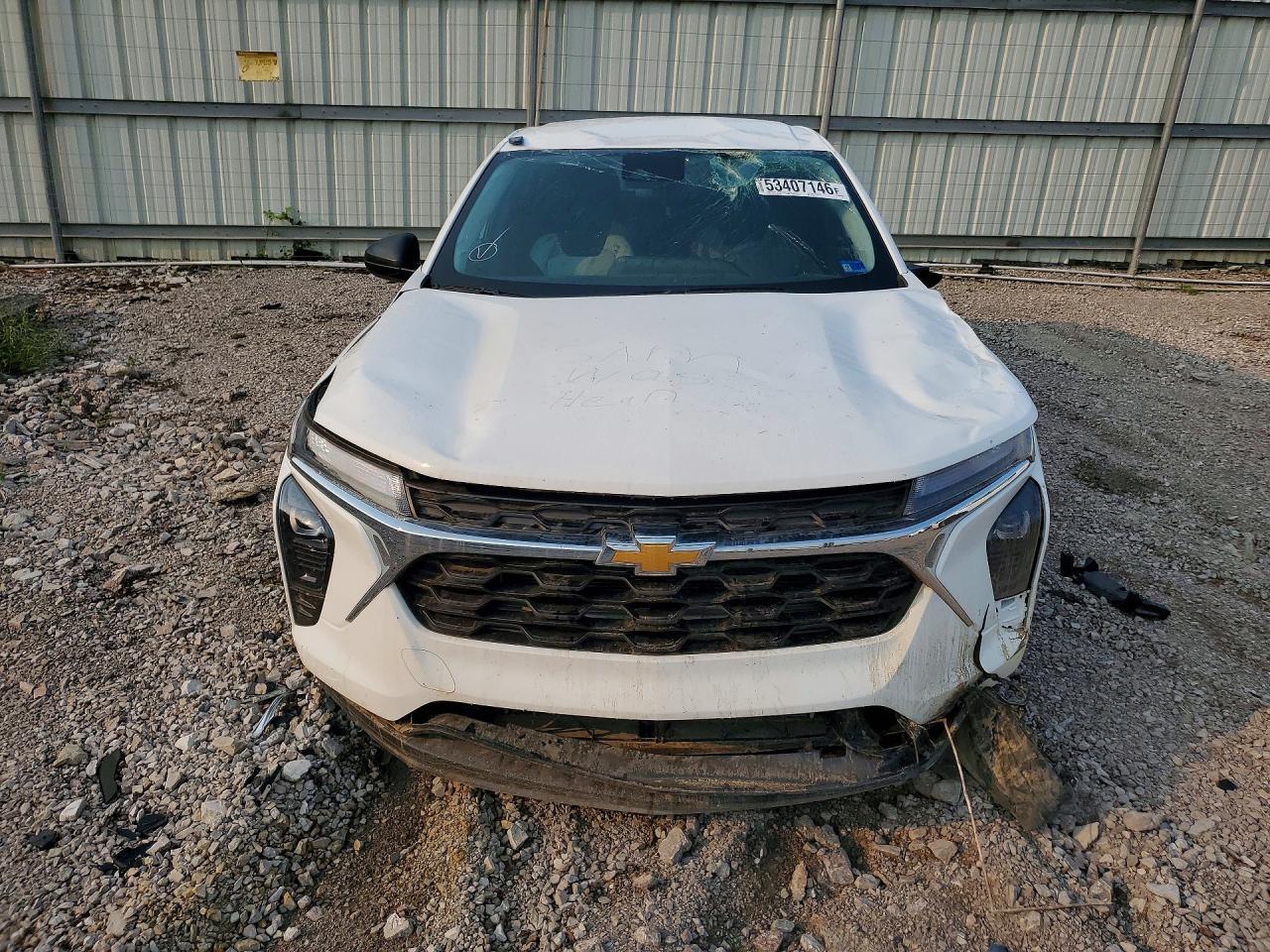 2026 Chevrolet Trax, LS