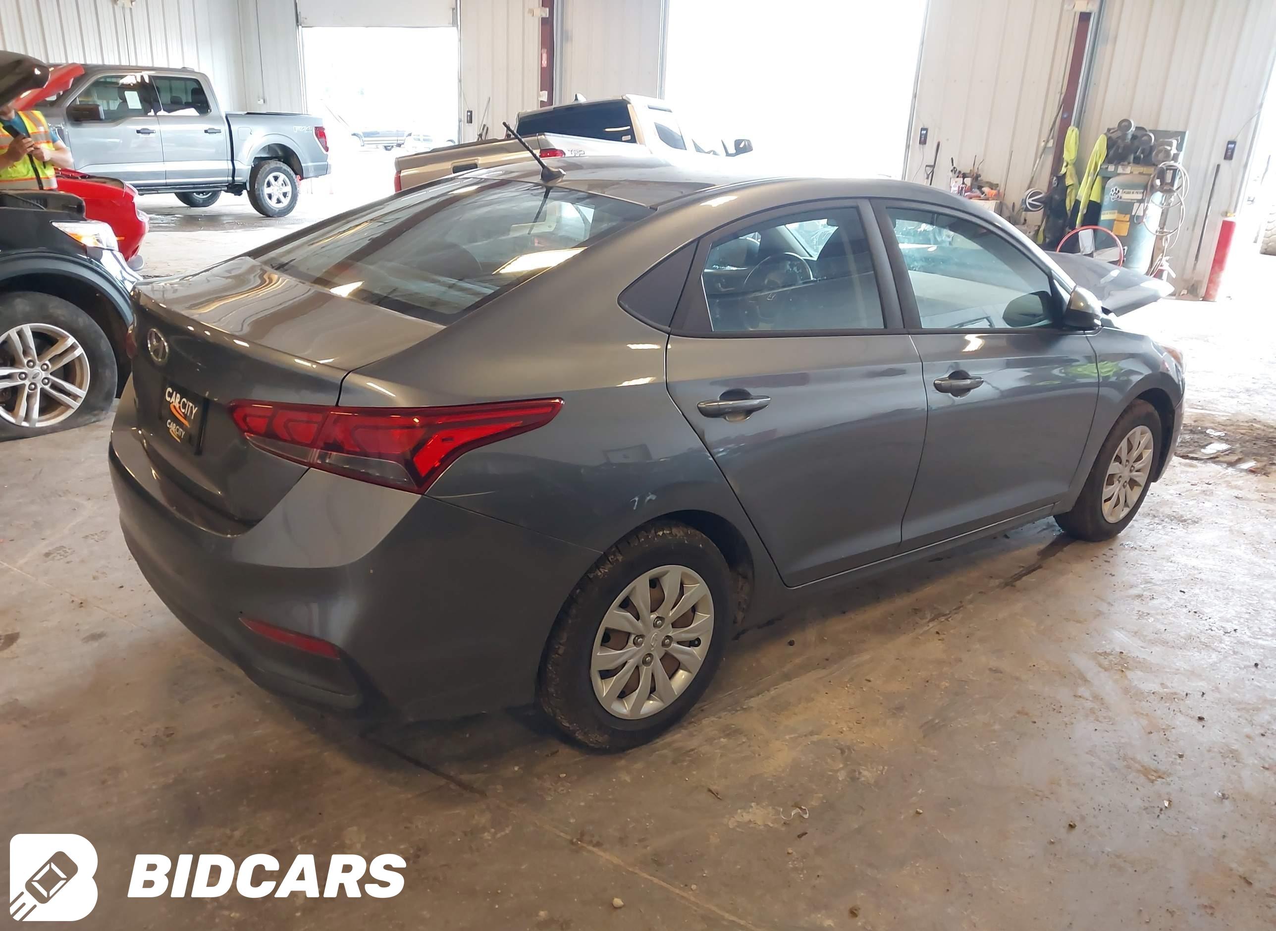 2020 Hyundai Accent, SE