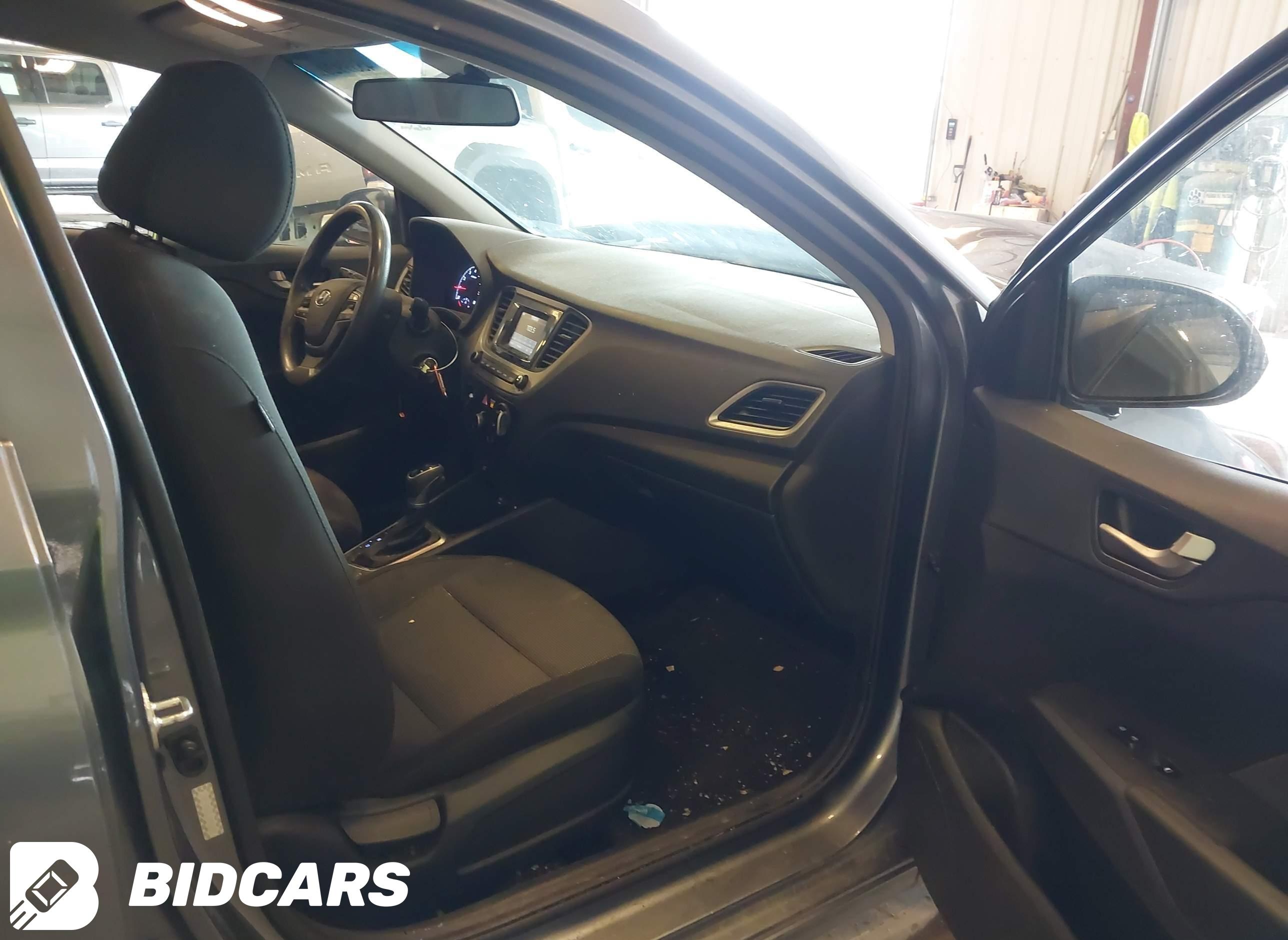 2020 Hyundai Accent, SE