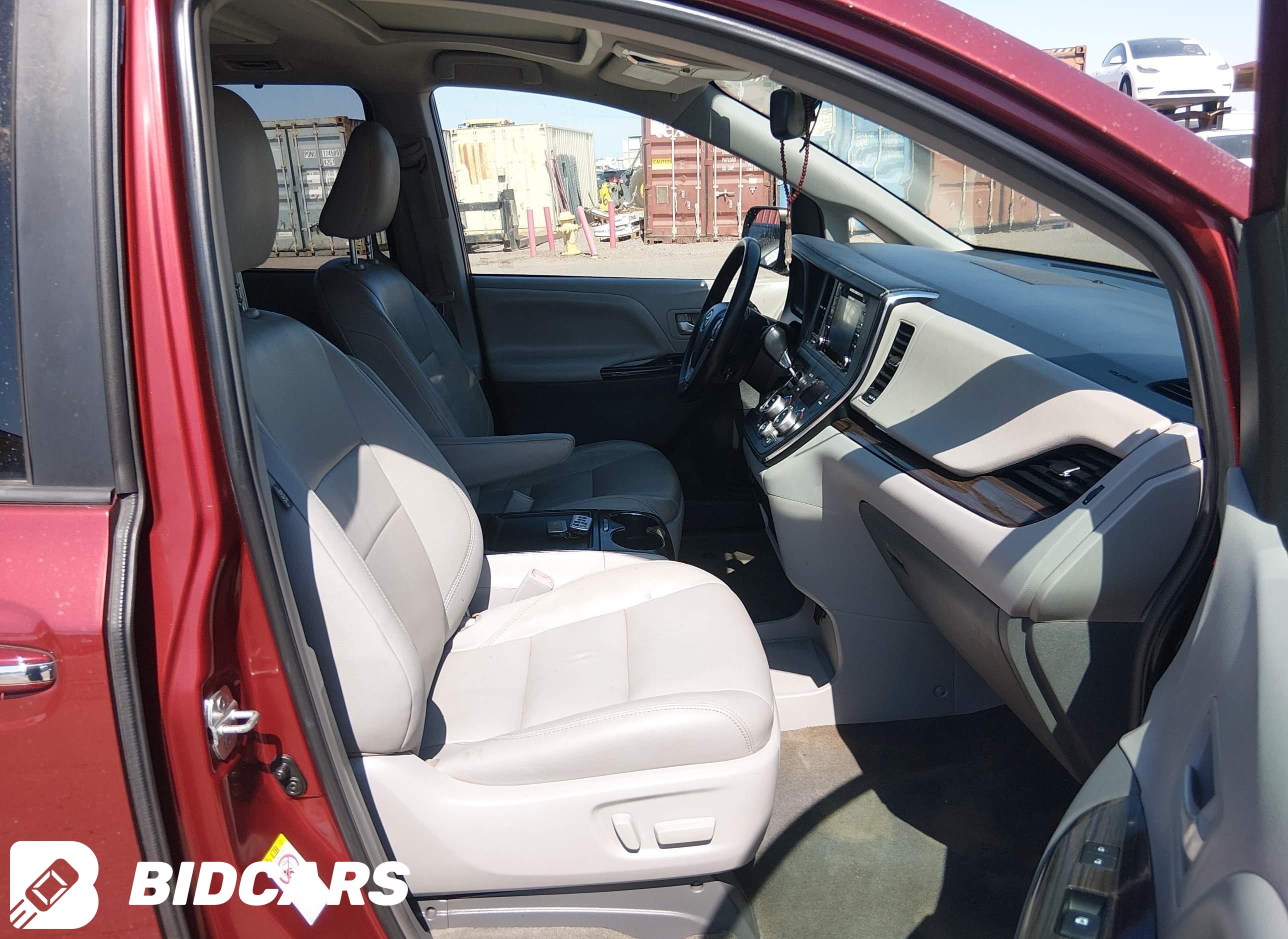 2018 Toyota Sienna, Xle/Xle P...