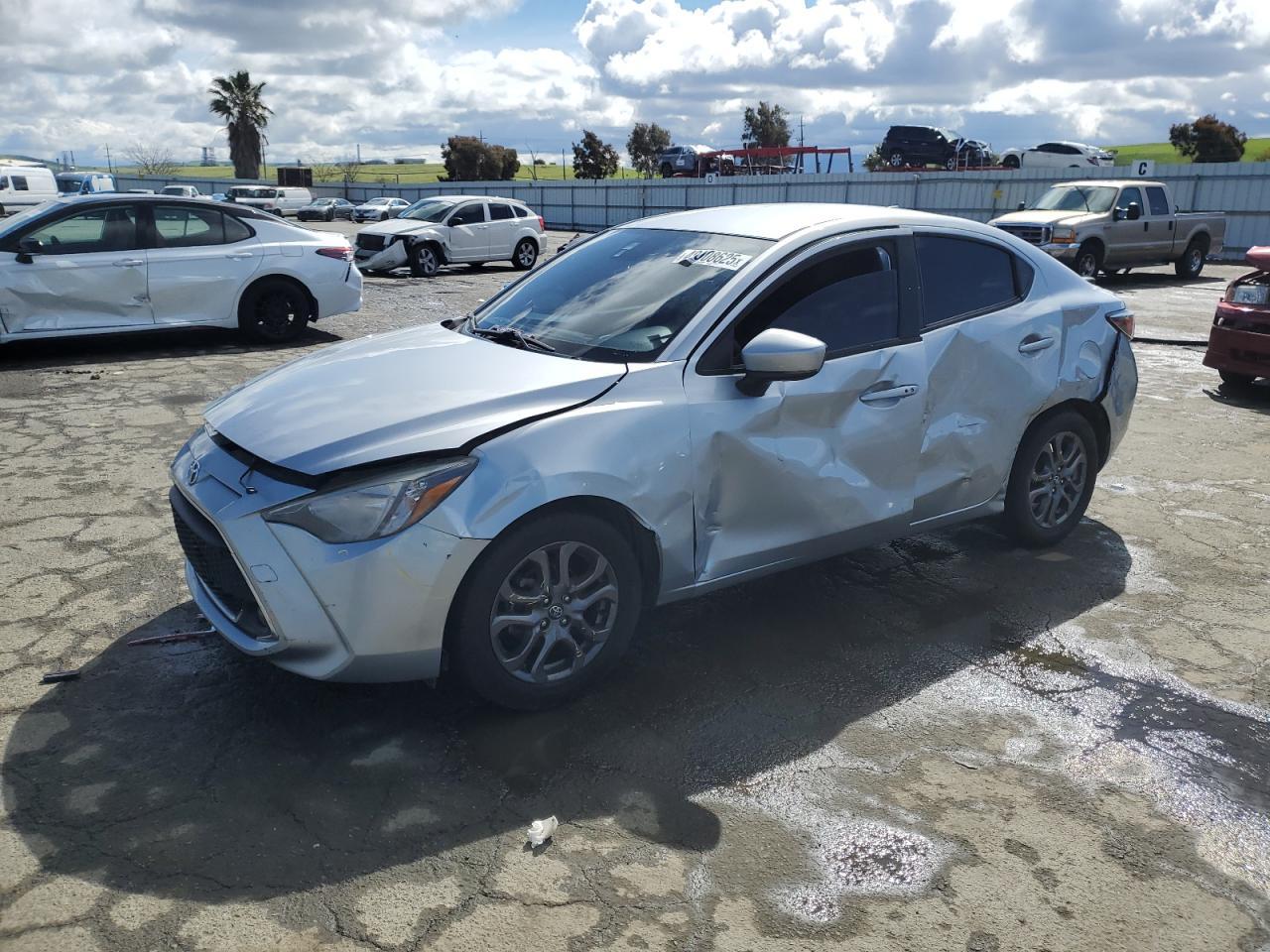 2019 Toyota Yaris, L