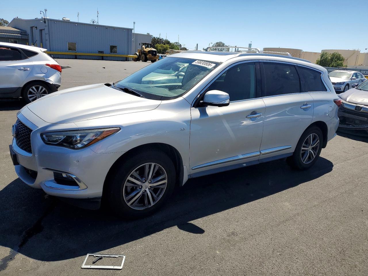 2020 Infiniti QX60, Luxe