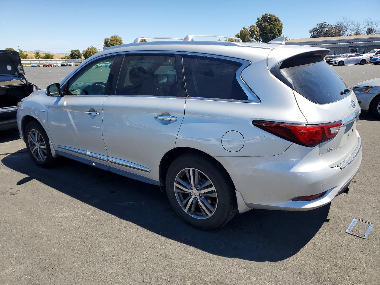 2020 Infiniti QX60, Luxe