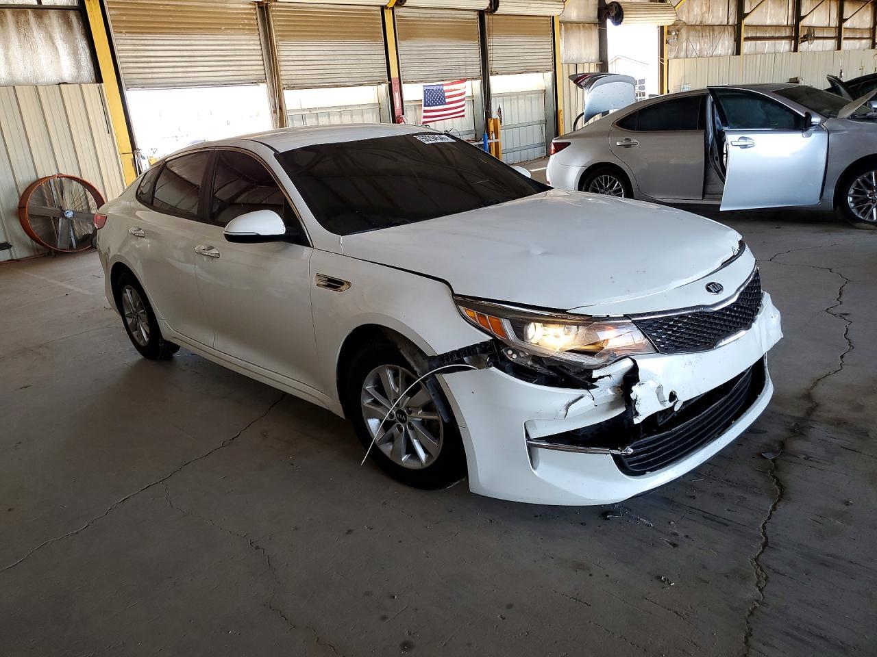 2017 KIA Optima, LX