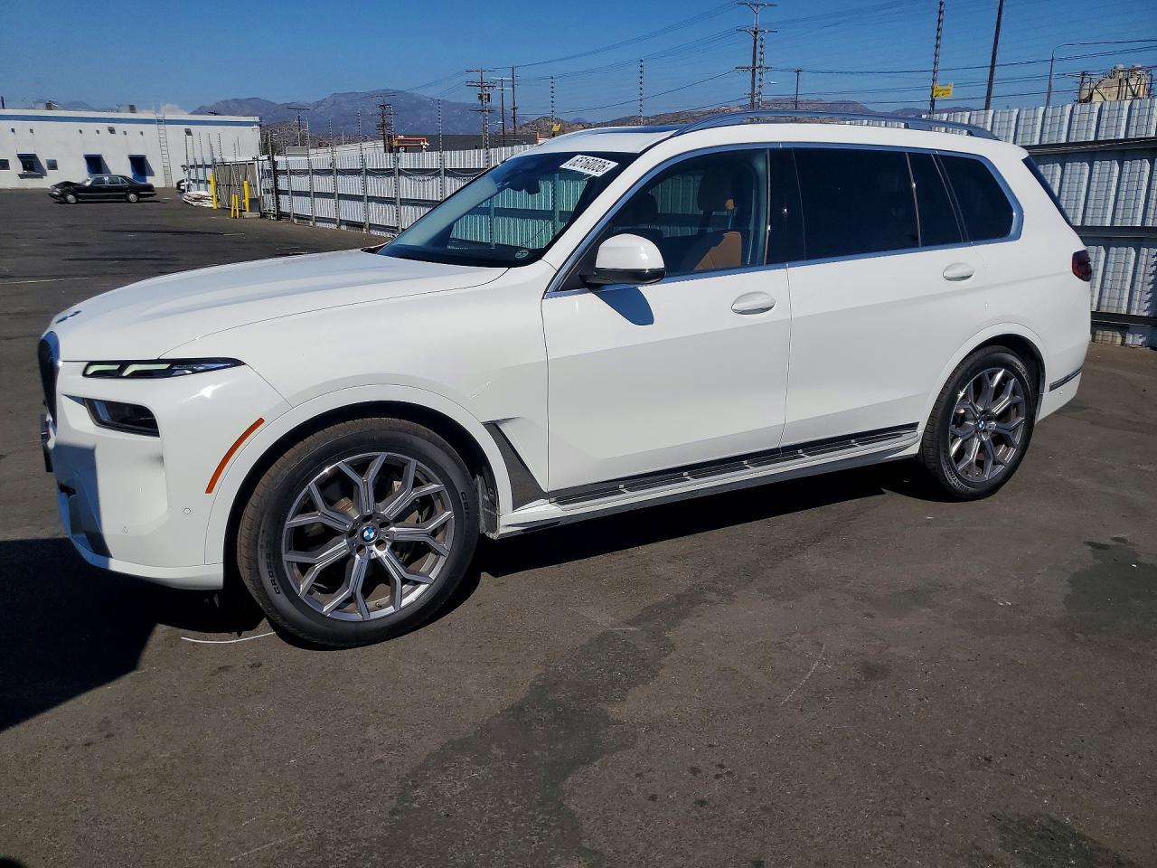 2024 BMW X7, Xdrive40I